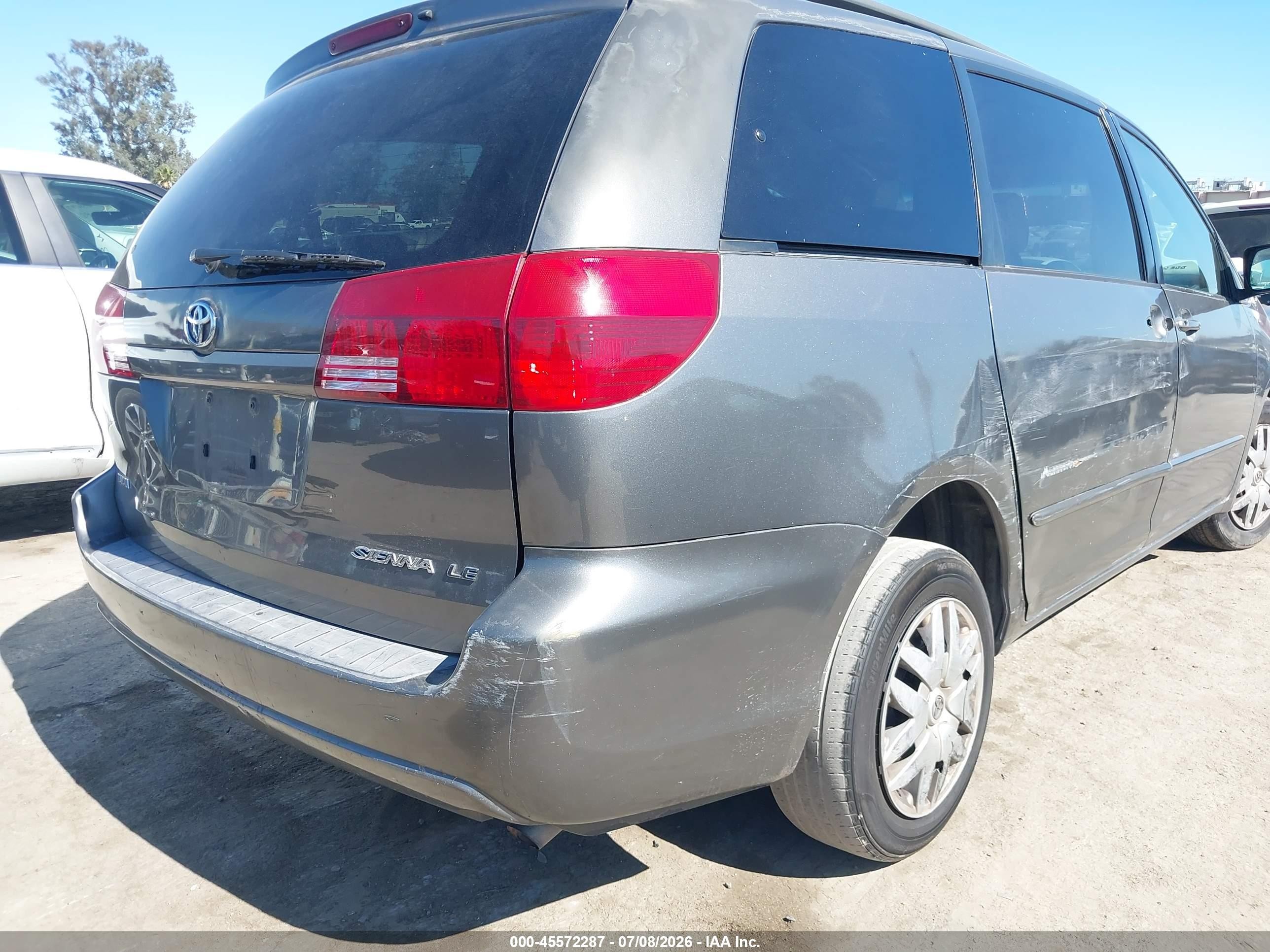 2005 Toyota Sienna Le Gray vin: 5TDZA23CX5S326172