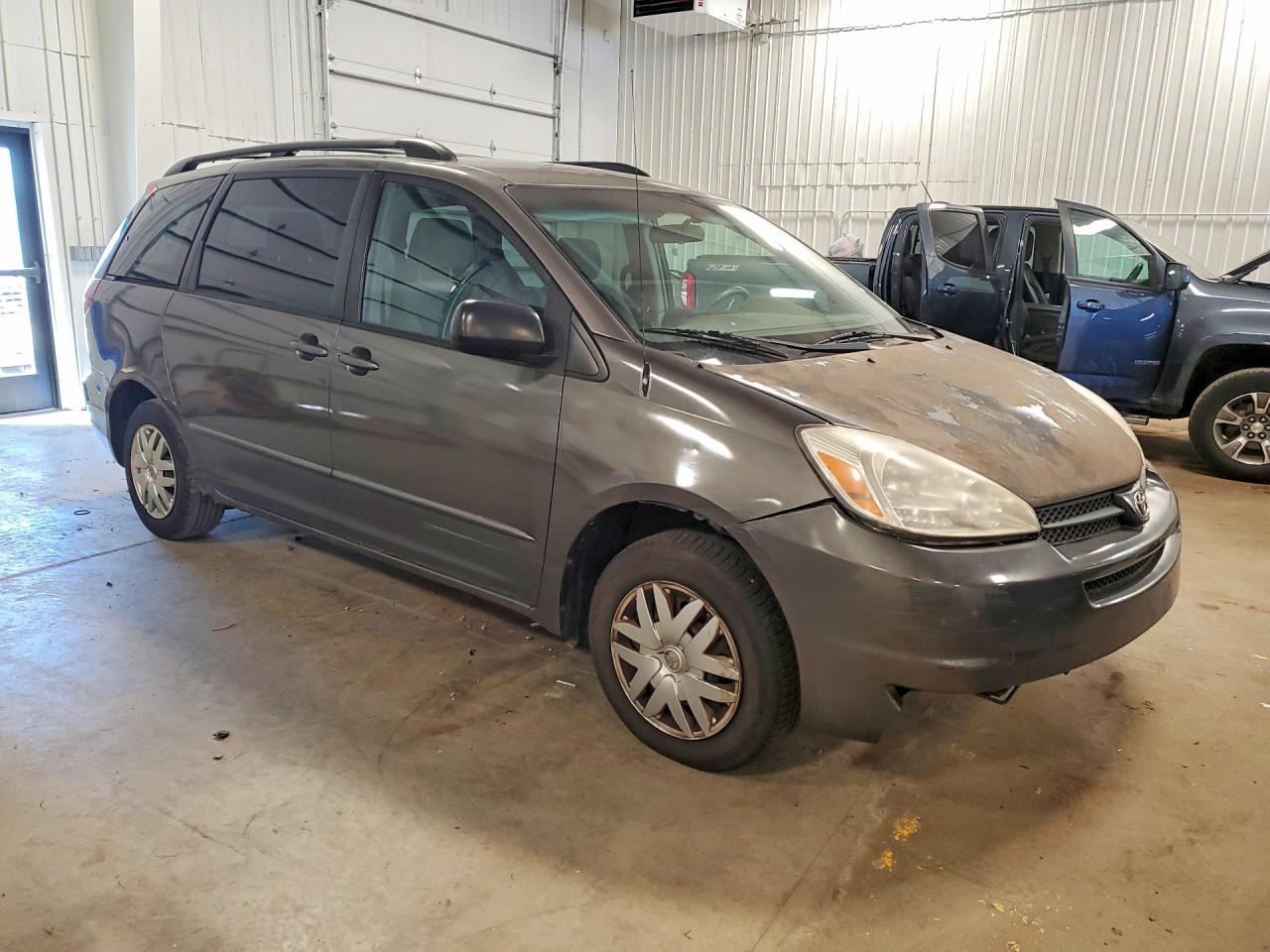 2005 Toyota Sienna Le 8 Passenger Серый vin: 5TDZA23CX5S343053