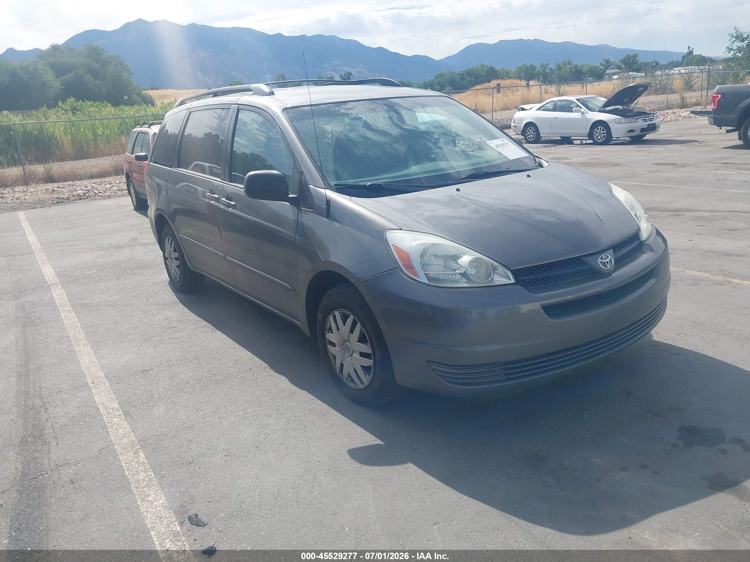 2005 Toyota Sienna Le Gray vin: 5TDZA23CX5S361617