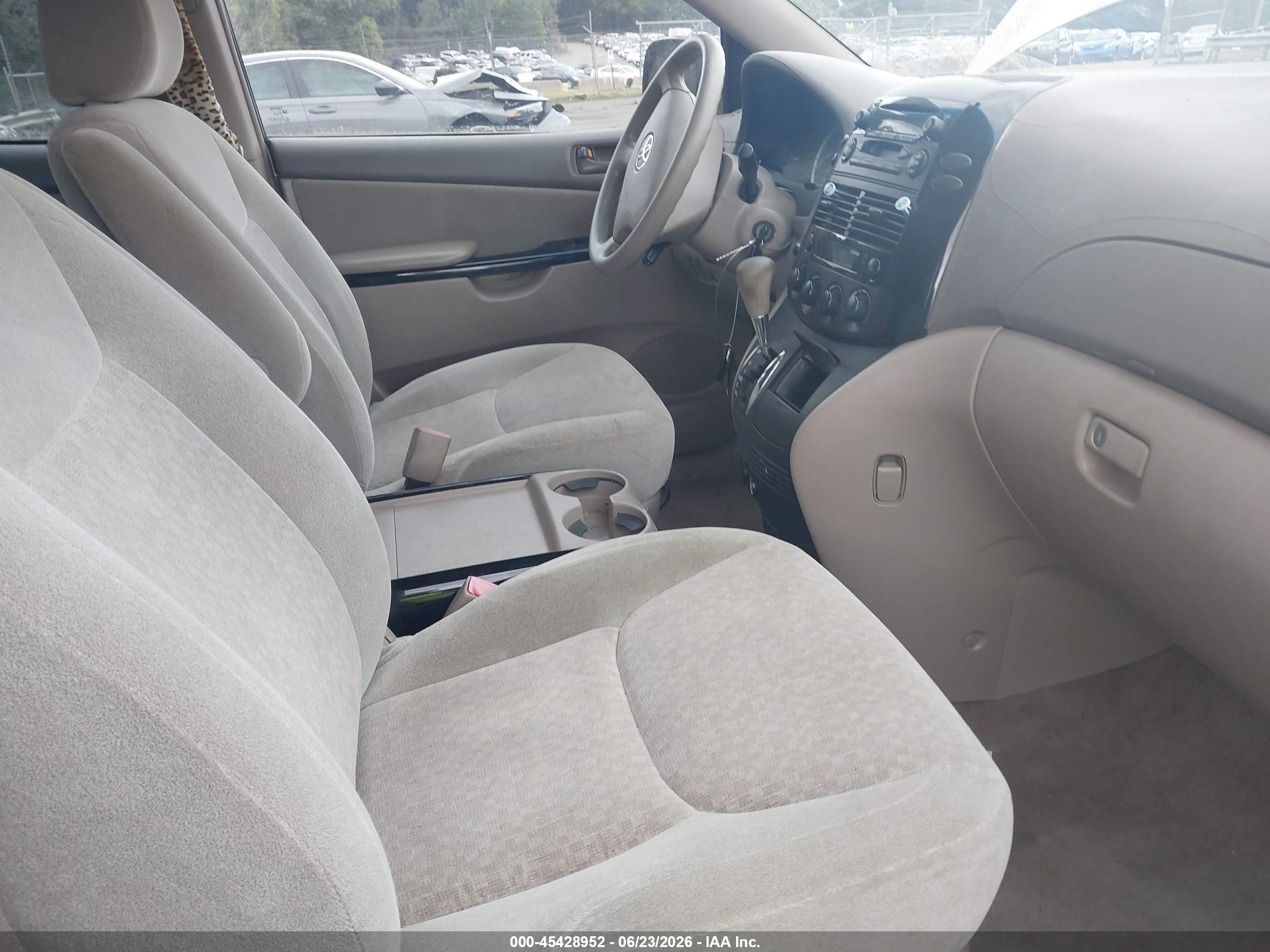 2005 Toyota Sienna Ce Gold vin: 5TDZA23CX5S363092