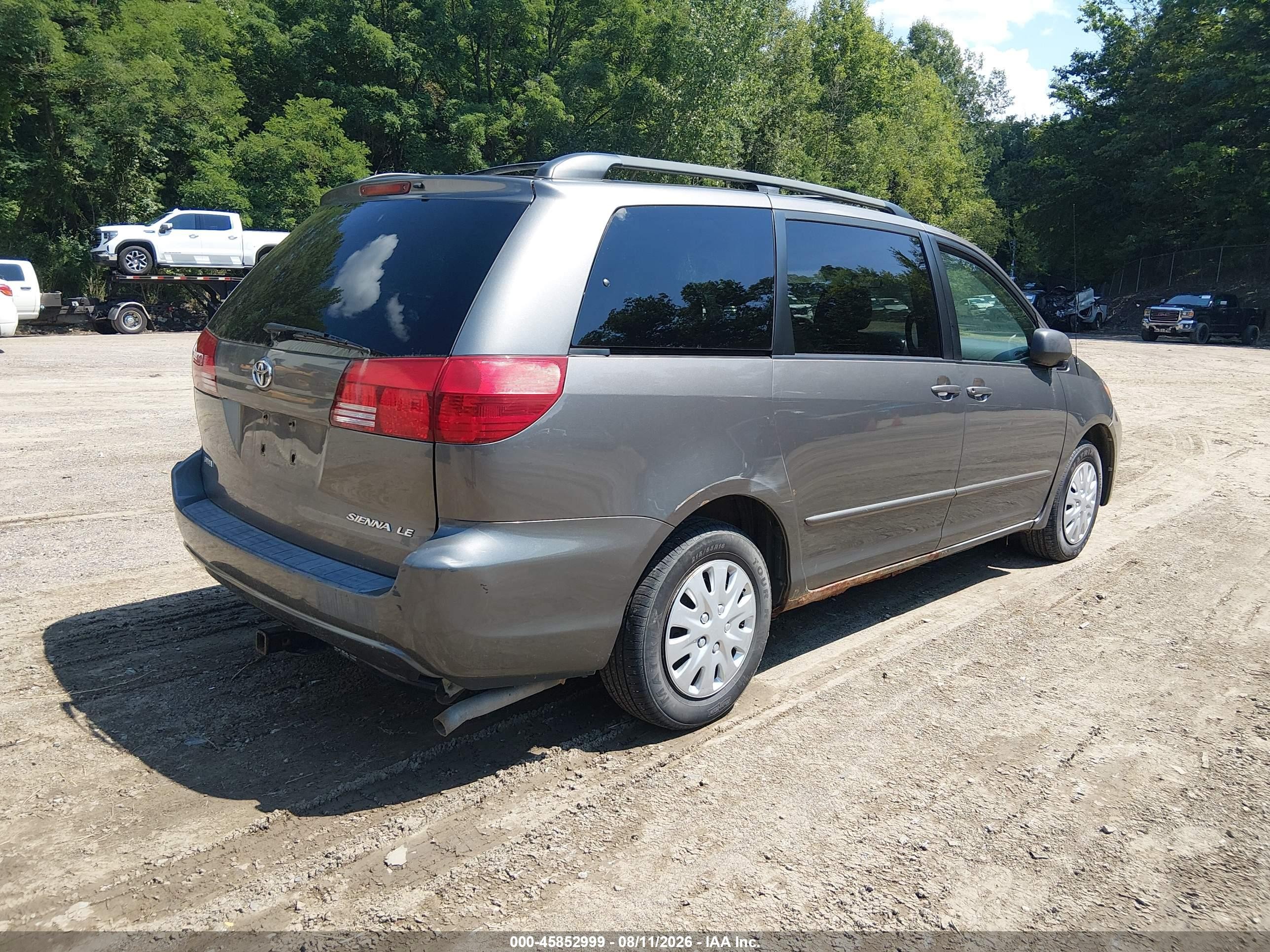 2005 Toyota Sienna Le Silver vin: 5TDZA23CX5S363920