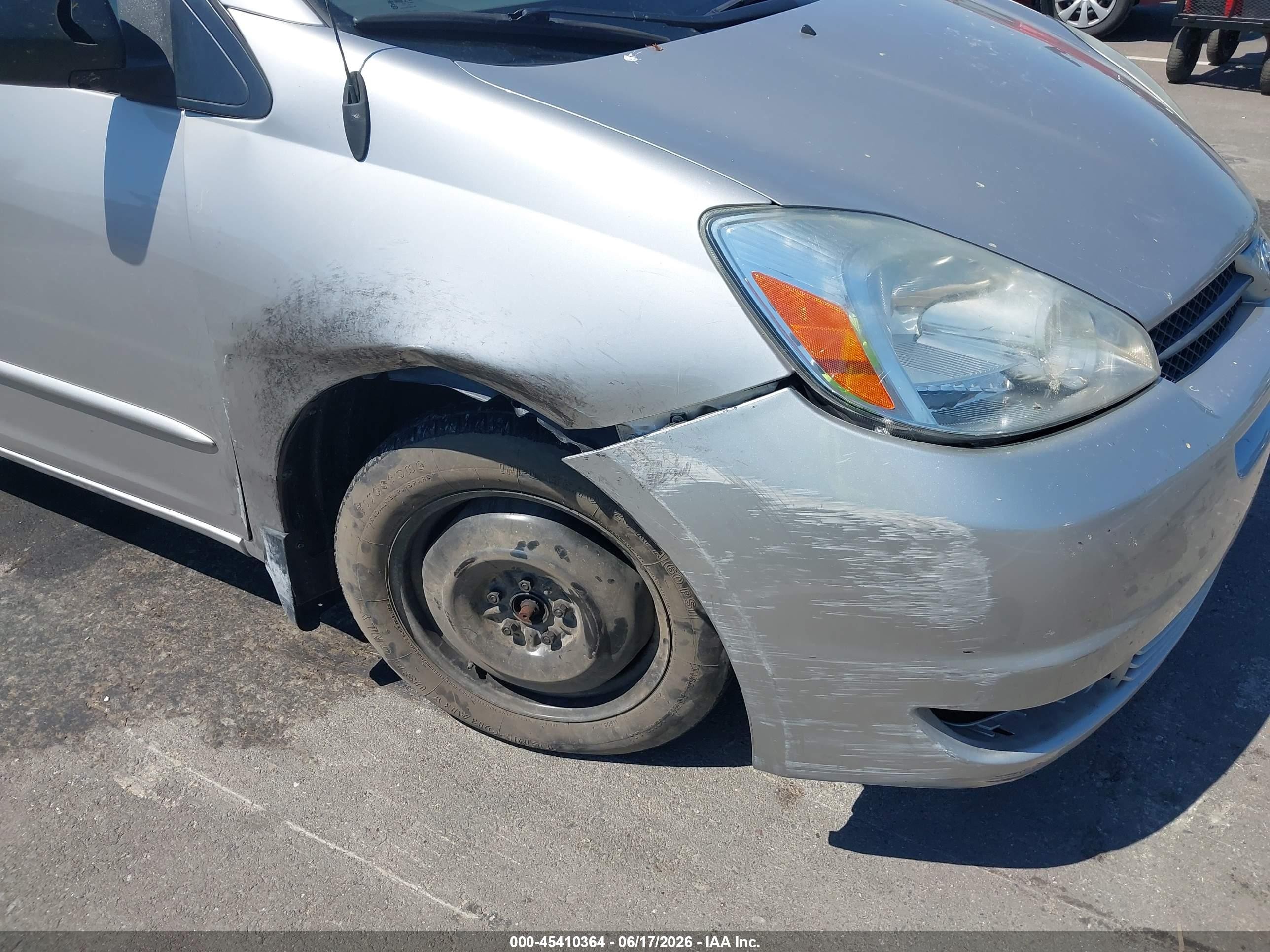 2005 Toyota Sienna Le Silver vin: 5TDZA23CX5S367109