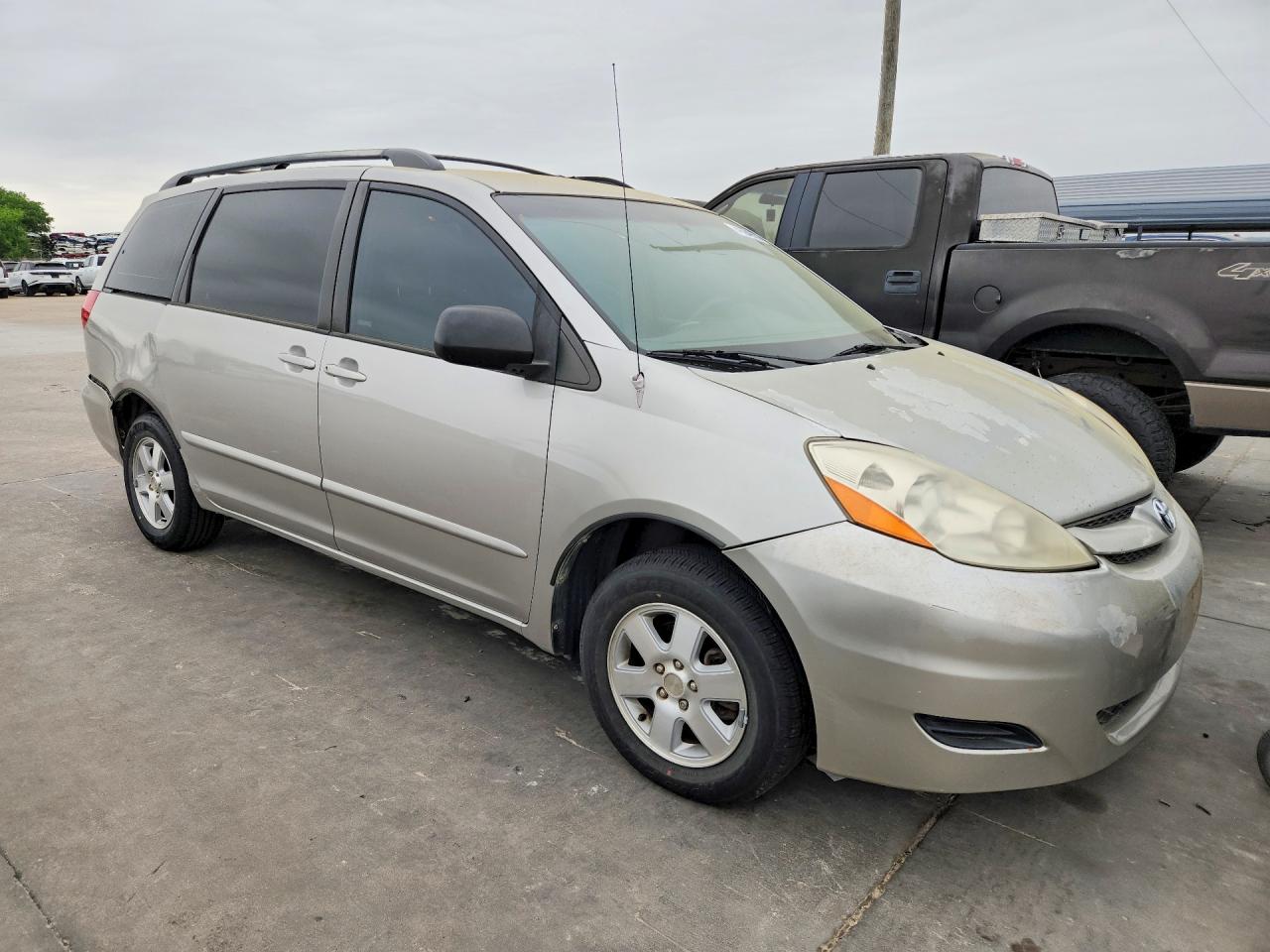 2006 Toyota Sienna Ce 8 Passenger Gray vin: 5TDZA23CX6S420148