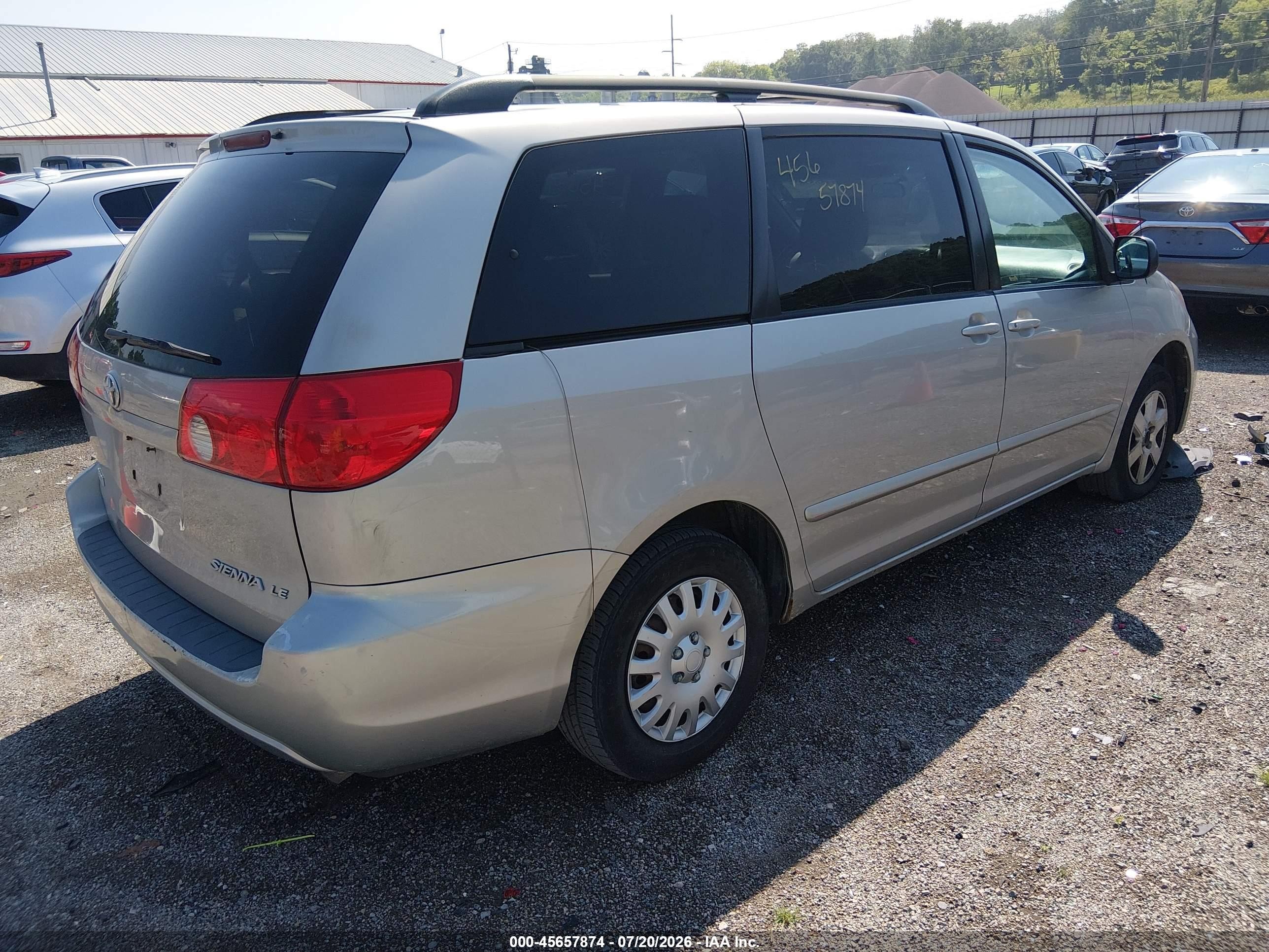 2006 Toyota Sienna Le Silver vin: 5TDZA23CX6S449925