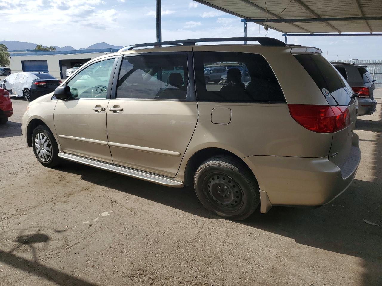 2006 Toyota Sienna Le 7 Passenger Tan vin: 5TDZA23CX6S539897