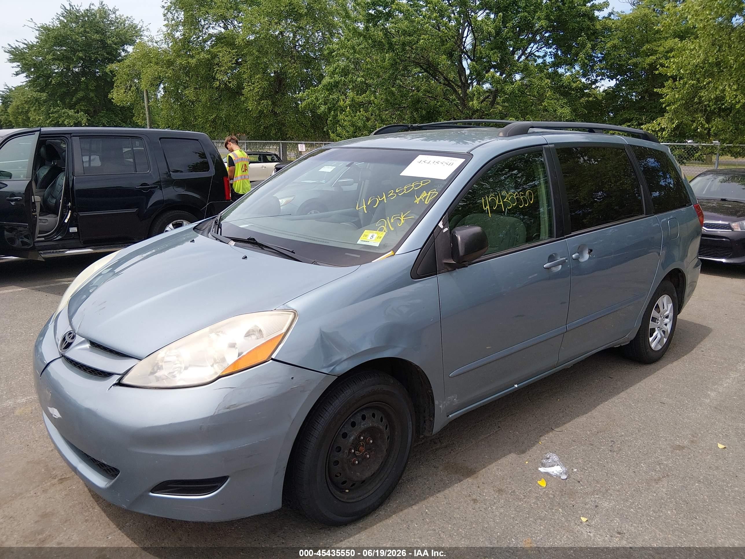 2006 Toyota Sienna Le Blue vin: 5TDZA23CX6S550835
