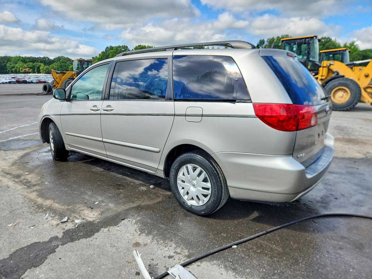 2006 Toyota Sienna Le 7 Passenger Серебряный vin: 5TDZA23CX6S573757