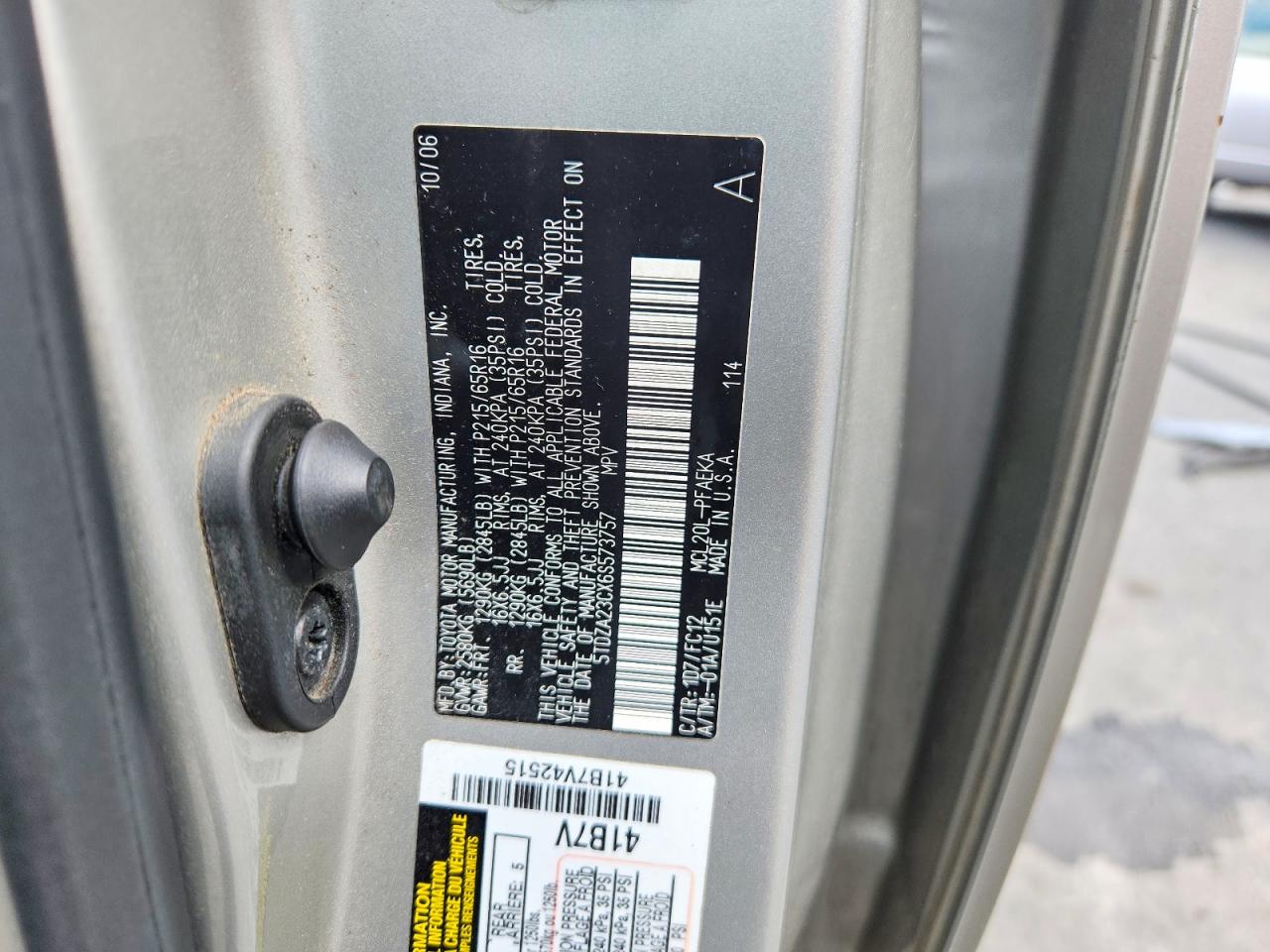 2006 Toyota Sienna Le 7 Passenger Серебряный vin: 5TDZA23CX6S573757