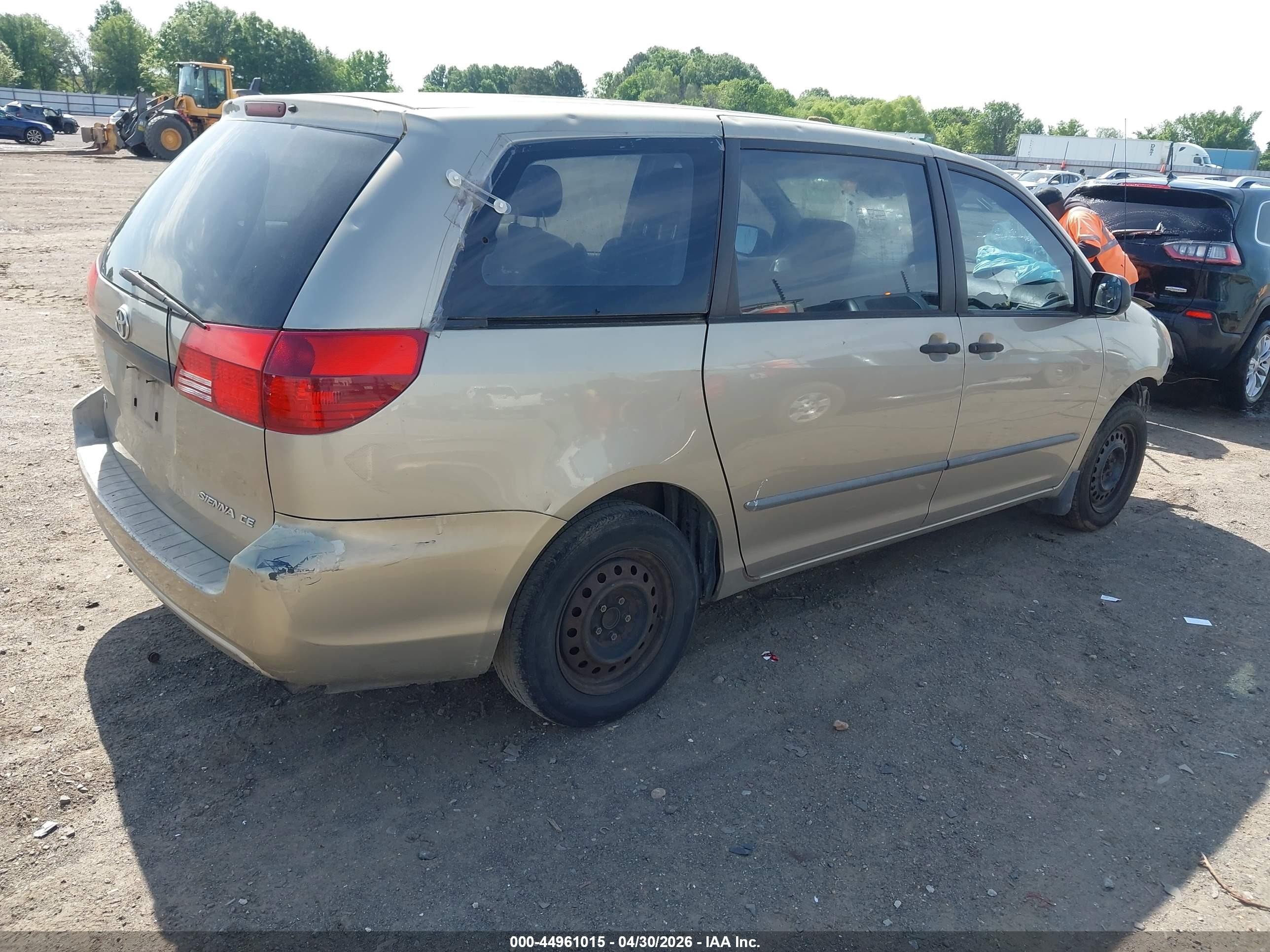 2004 Toyota Sienna Ce Brown vin: 5TDZA29C04S017963