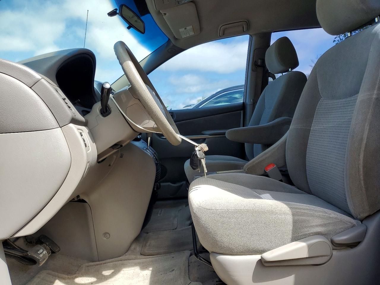 2006 Toyota Sienna Ce Charcoal vin: 5TDZA29C36S509079