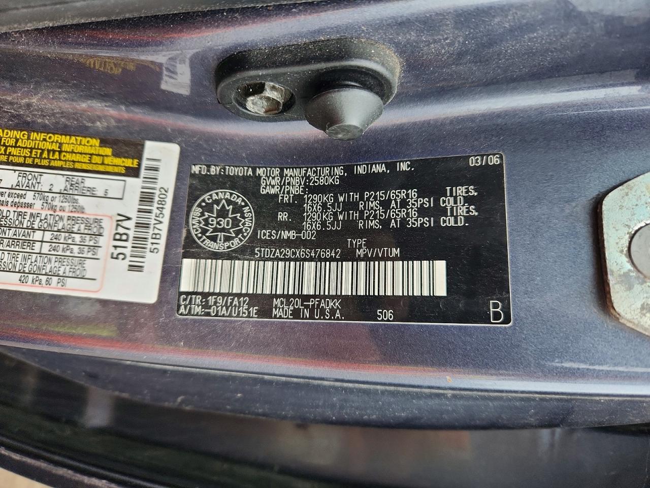 2006 Toyota Sienna Gray vin: 5TDZA29CX6S476842