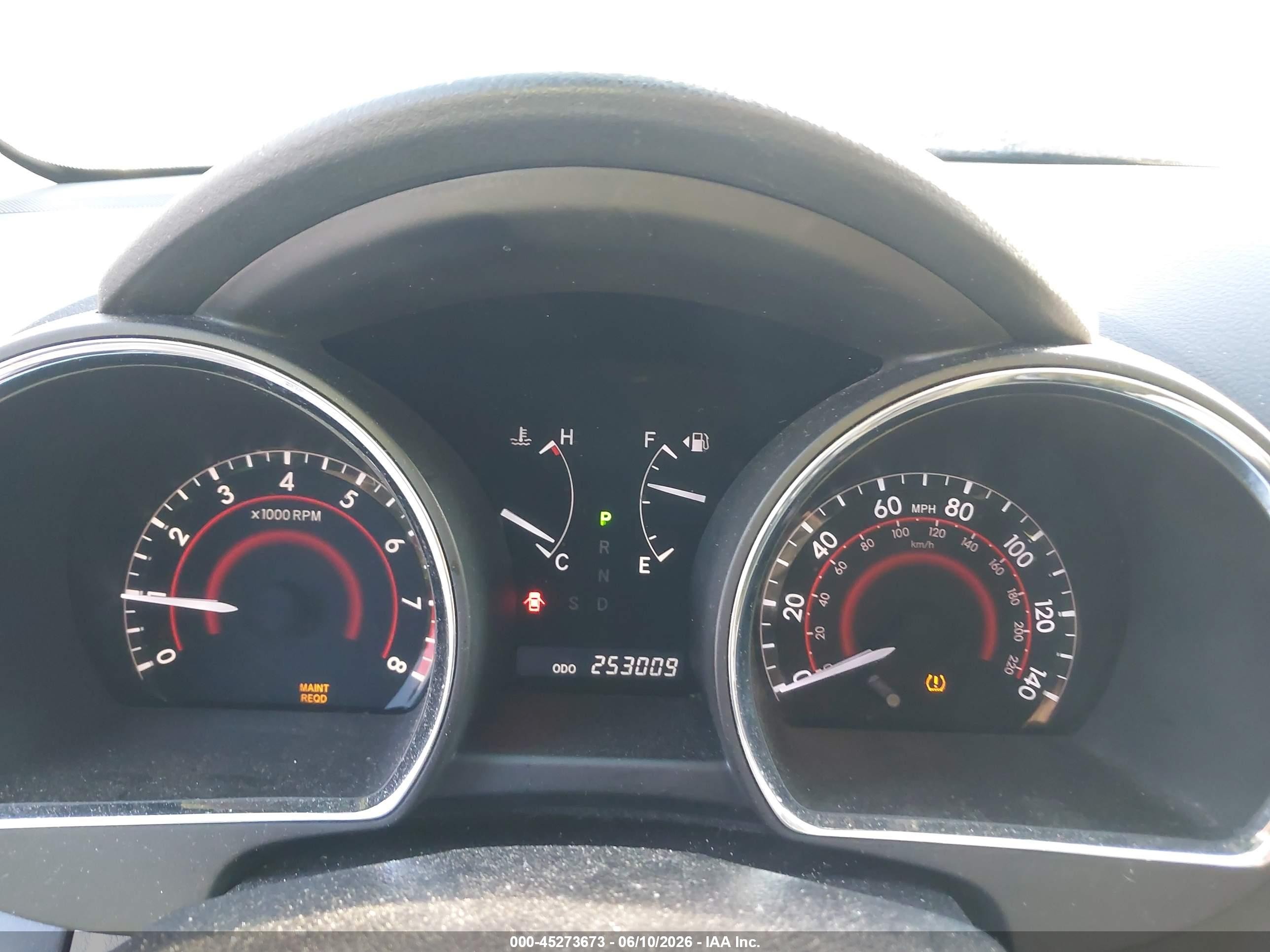 2010 Toyota Highlander   Silver vin: 5TDZA3EH0AS004200