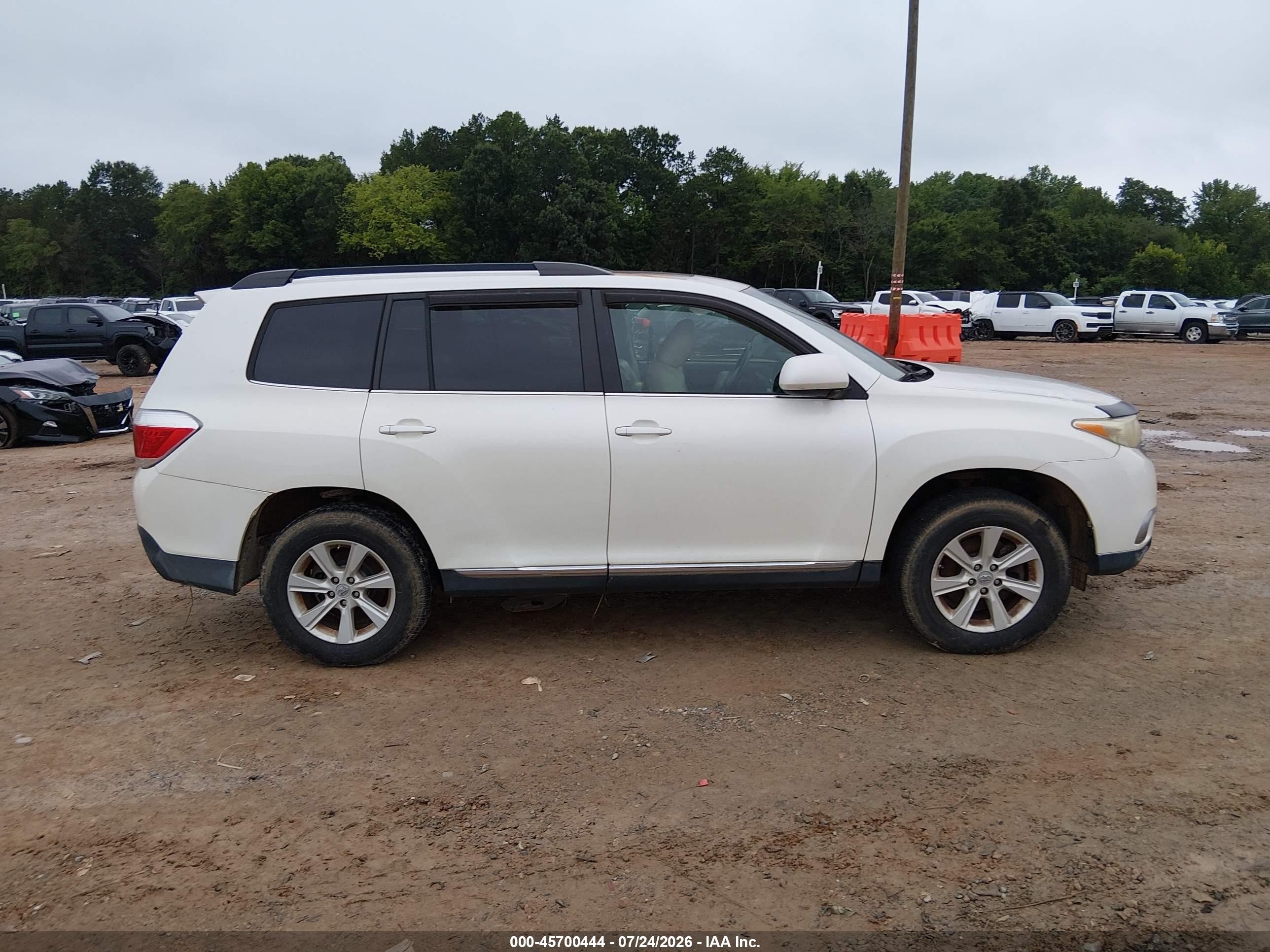 2011 Toyota Highlander Se White vin: 5TDZA3EH0BS010970