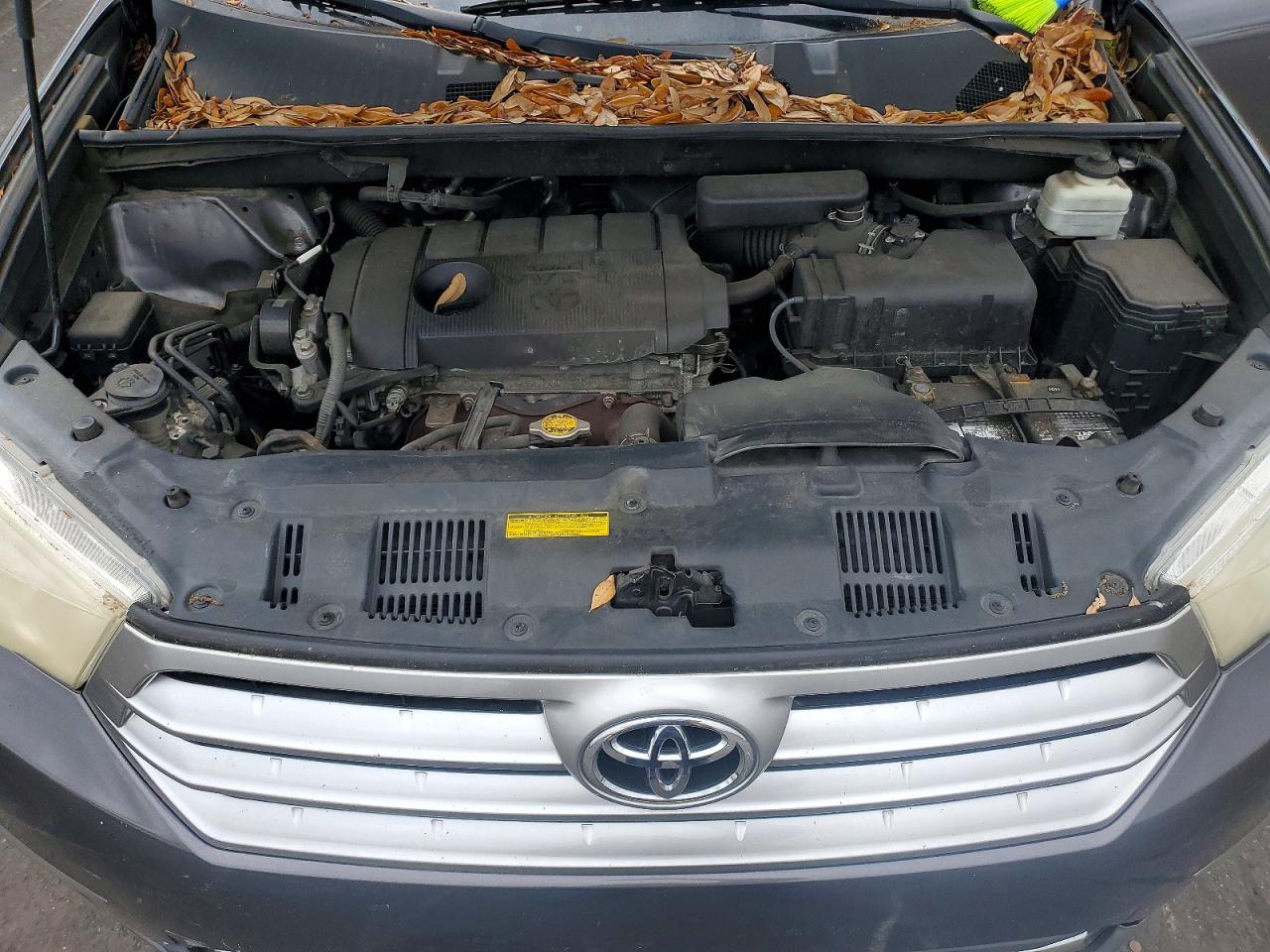 2012 Toyota Highlander Base Gray vin: 5TDZA3EH0CS022277