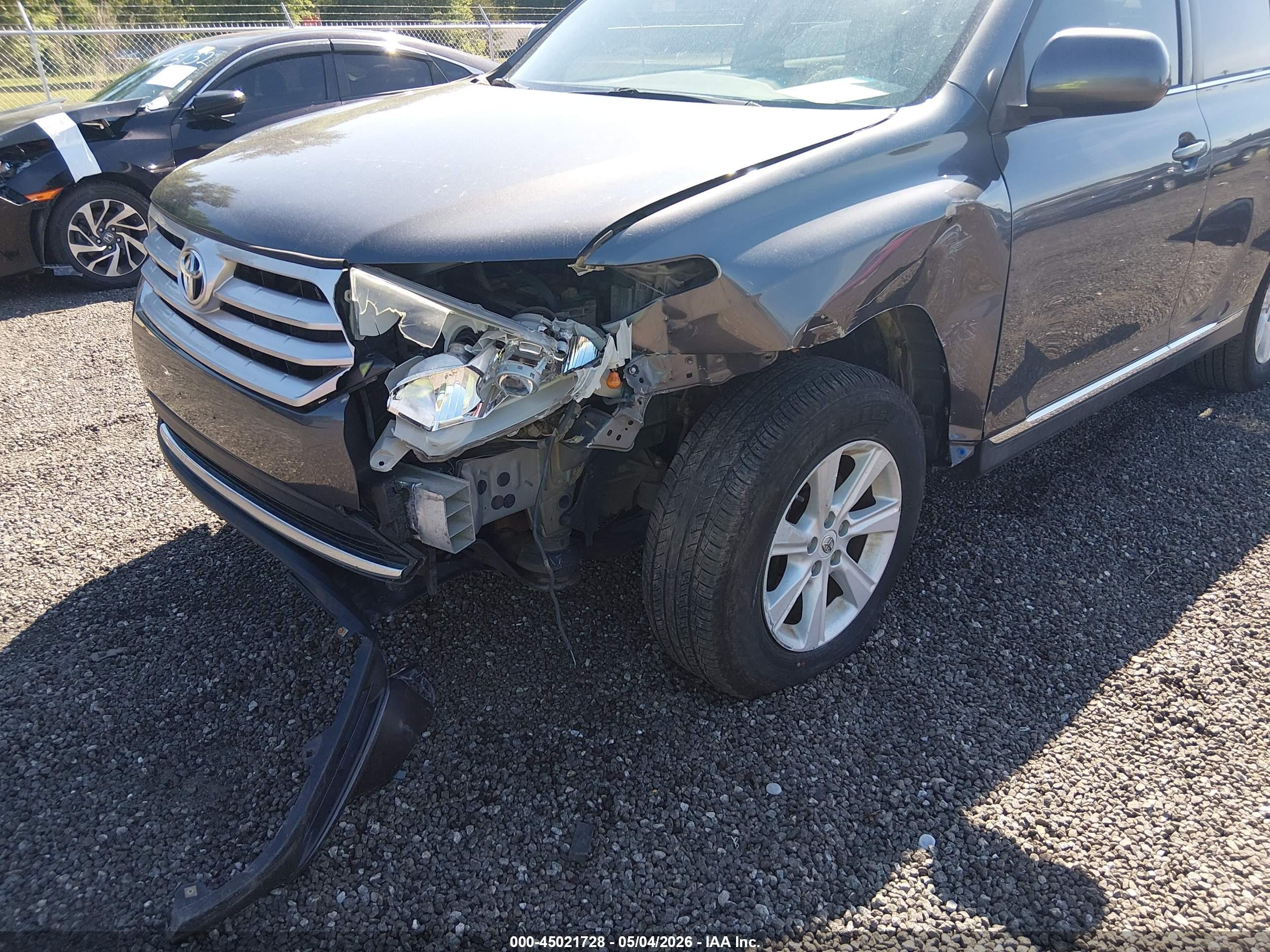 2012 Toyota Highlander Gray vin: 5TDZA3EH0CS029567