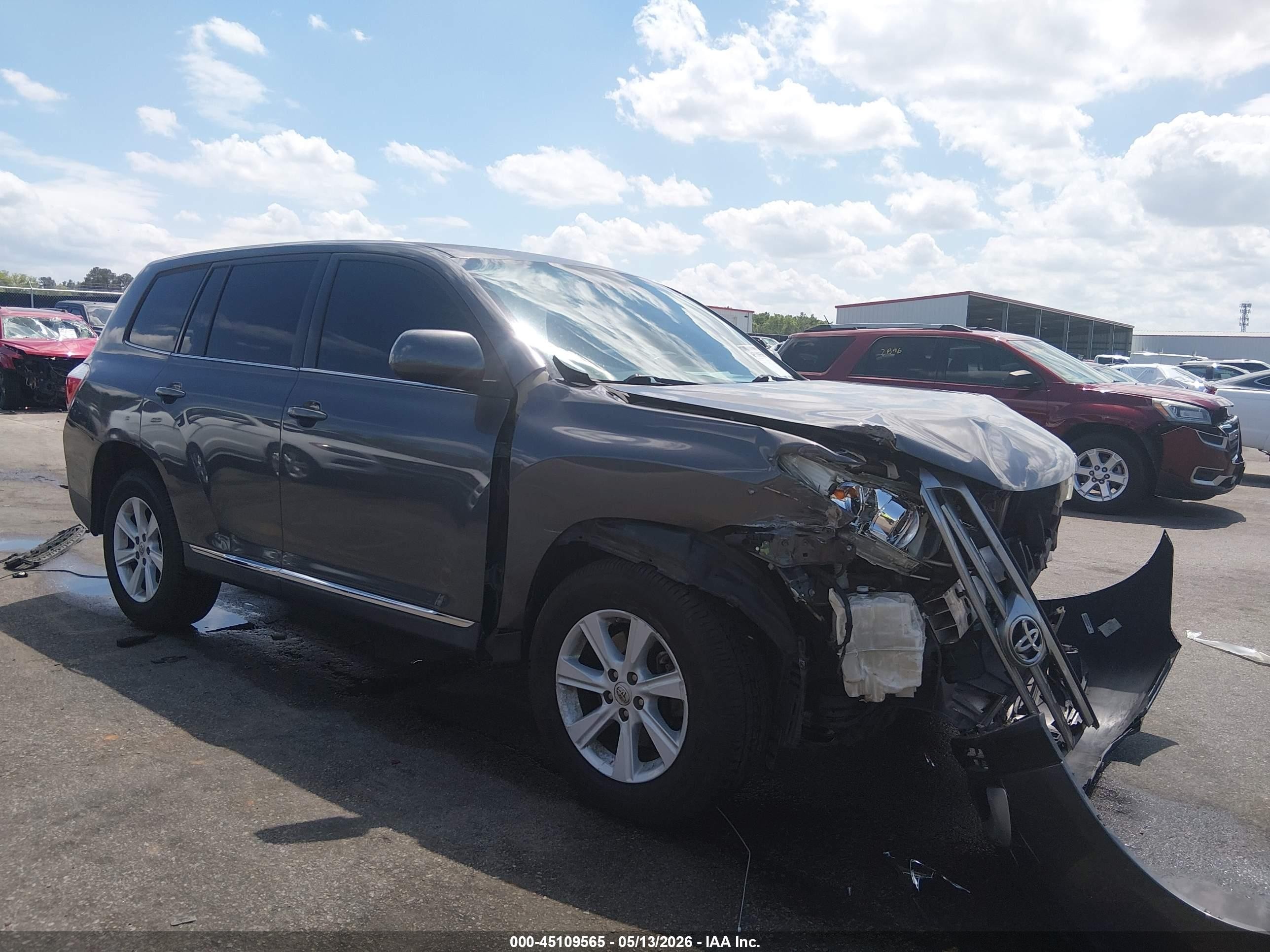 2013 Toyota Highlander   Gray vin: 5TDZA3EH0DS036357