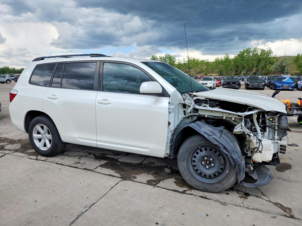 2010 Toyota Highlander Base White vin: 5TDZA3EH1AS006845