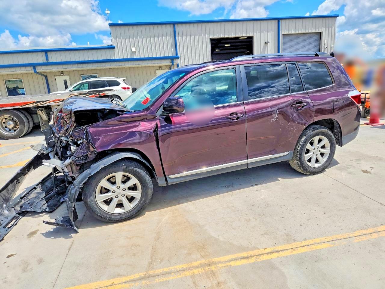 2012 Toyota Highlander Se Темно-бордовый vin: 5TDZA3EH1CS025883