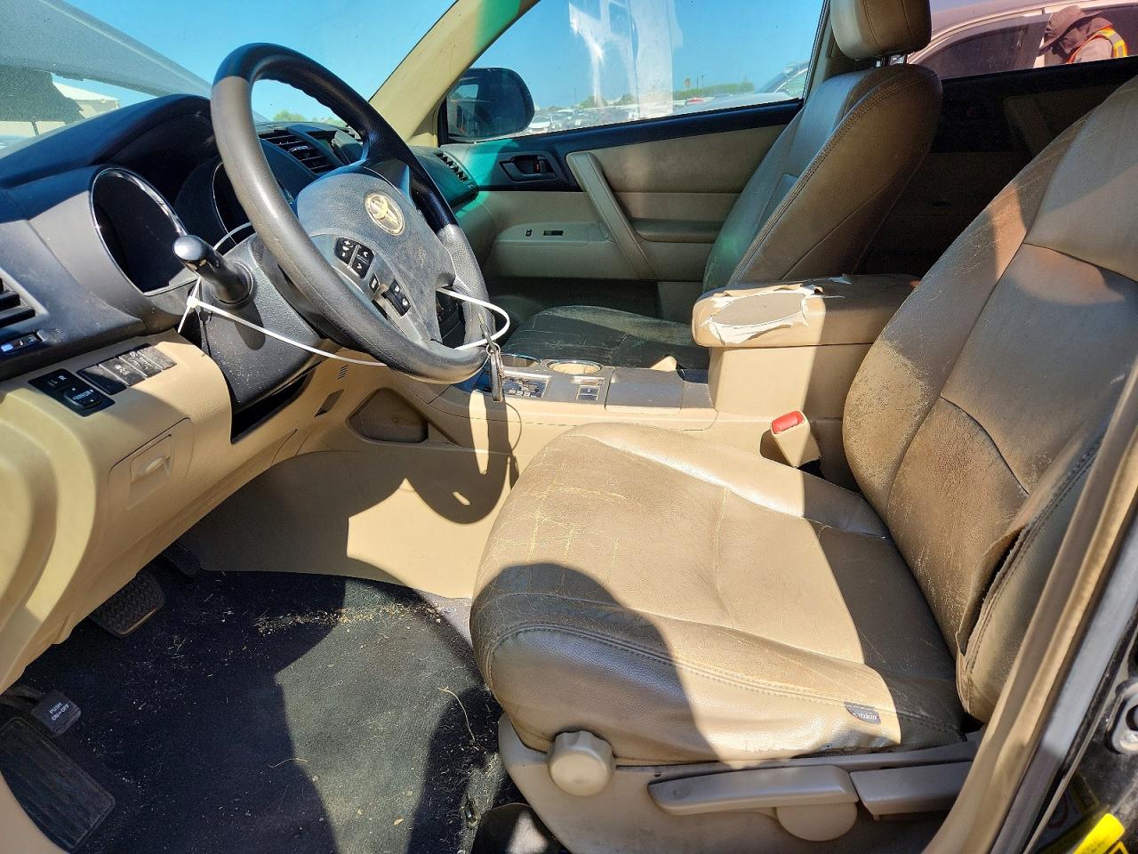 2013 Toyota Highlander Base Black vin: 5TDZA3EH1DS038330