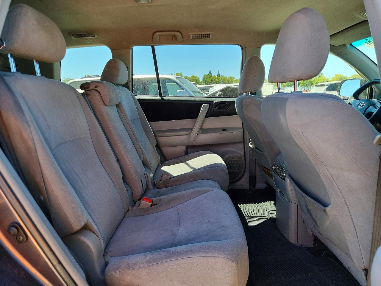 2012 Toyota Highlander Base Gray vin: 5TDZA3EH2CS020479