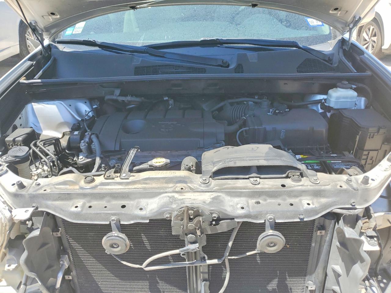2013 Toyota Highlander Base Silver vin: 5TDZA3EH2DS035016