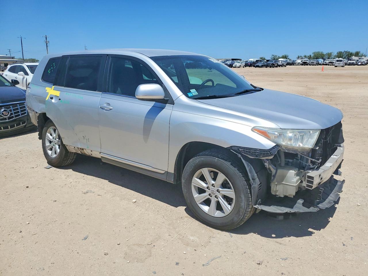 2013 Toyota Highlander Base Silver vin: 5TDZA3EH2DS035016
