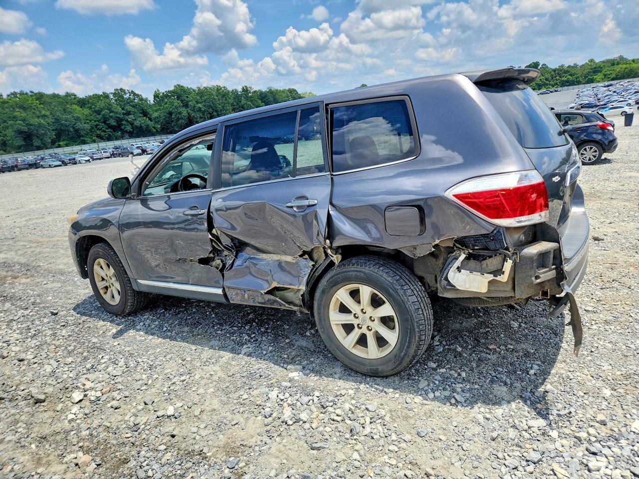 2013 Toyota Highlander Base Gray vin: 5TDZA3EH2DS036263