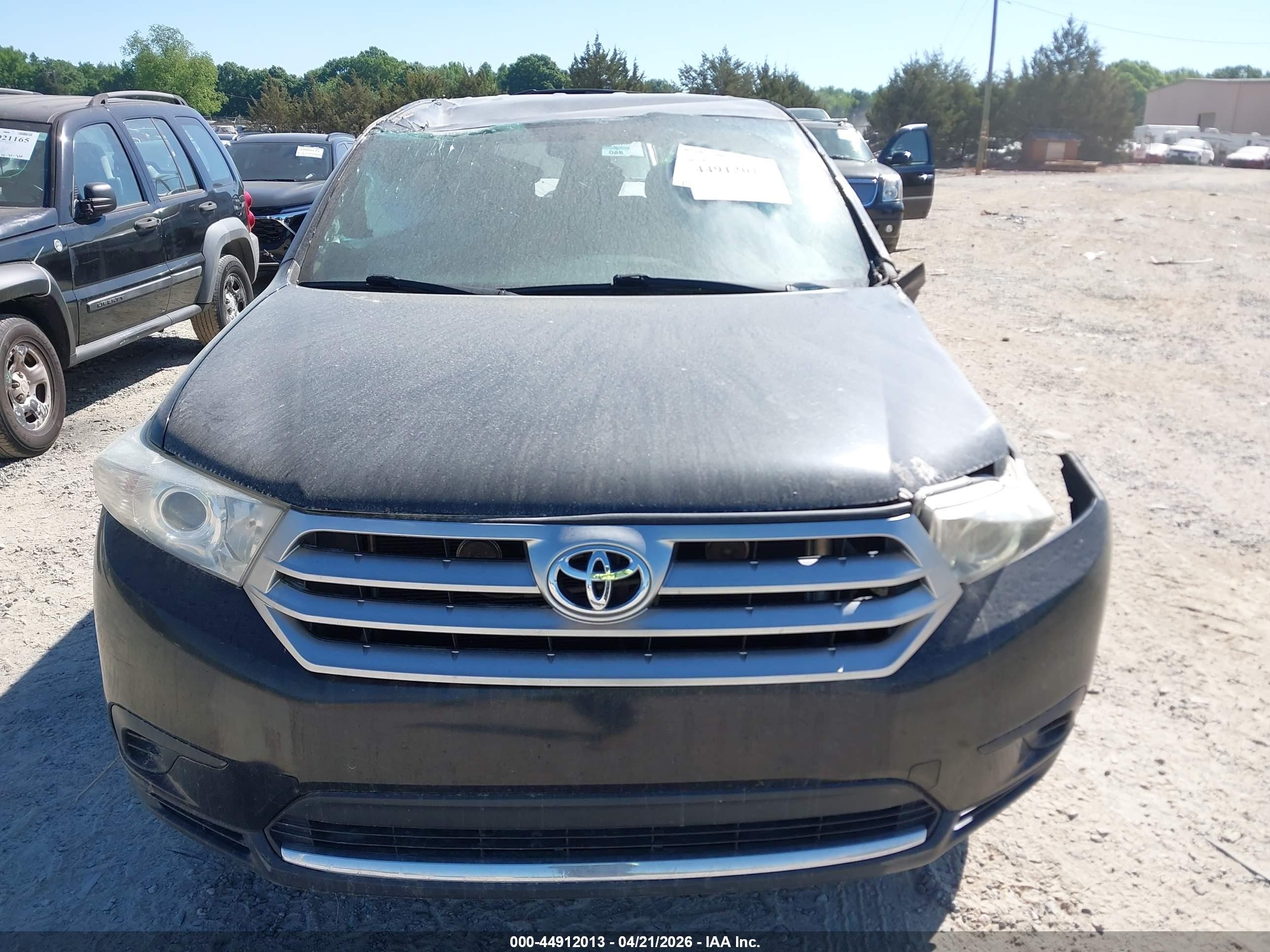2013 Toyota Highlander   Black vin: 5TDZA3EH2DS037350