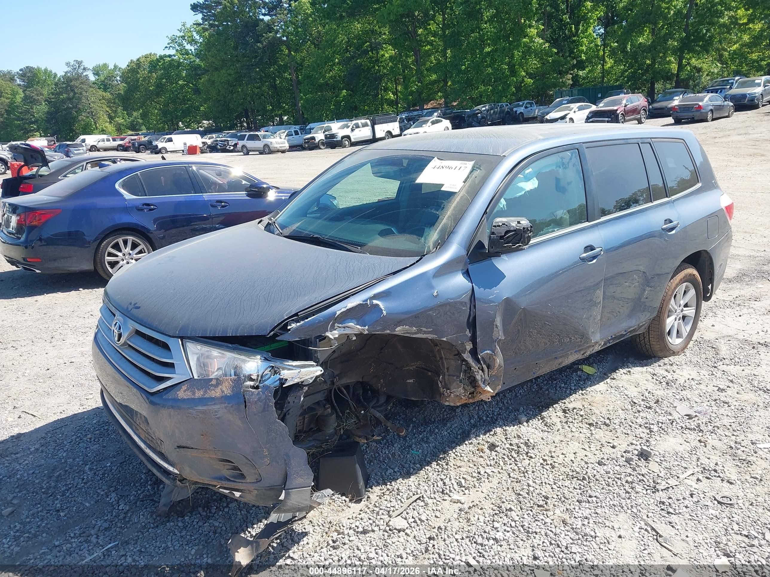 2013 Toyota Highlander   Dark Blue vin: 5TDZA3EH2DS044945