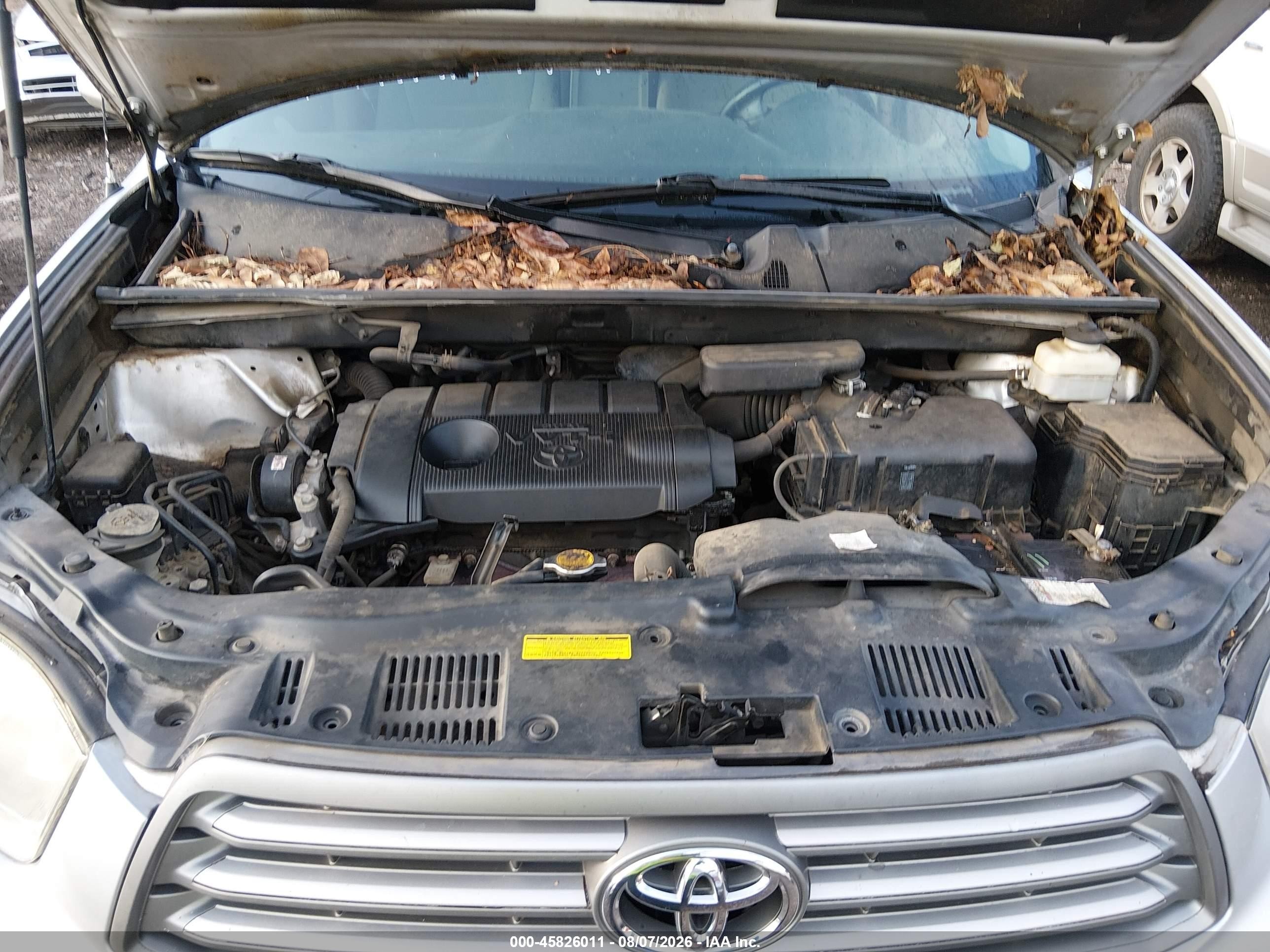 2010 Toyota Highlander   Silver vin: 5TDZA3EH3AS006006