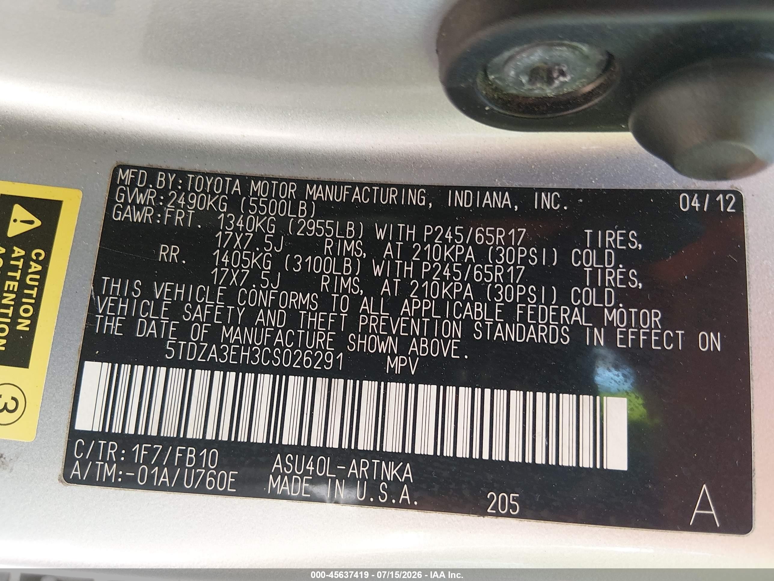 2012 Toyota Highlander   Silver vin: 5TDZA3EH3CS026291