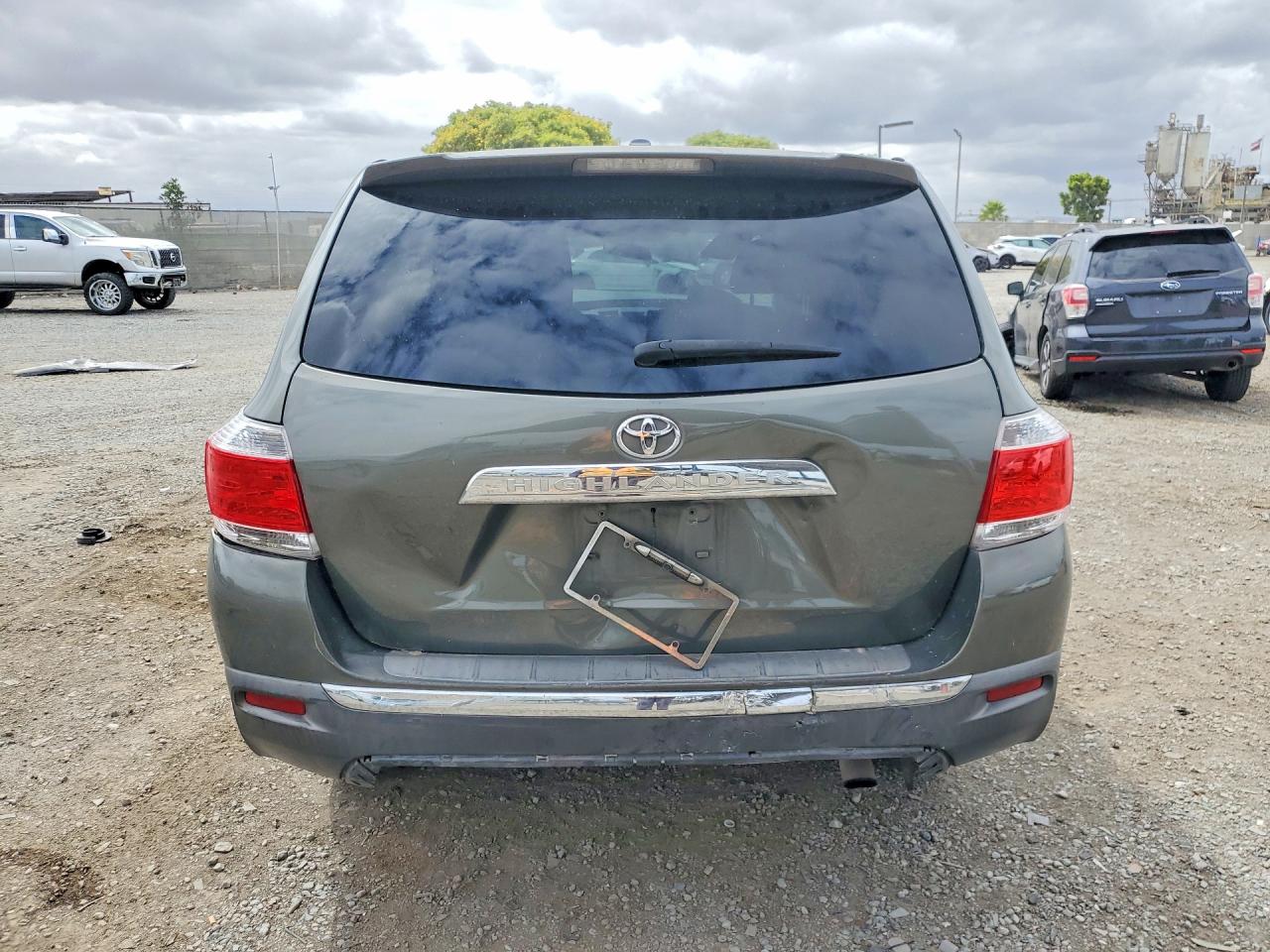2012 Toyota Highlander Base Green vin: 5TDZA3EH3CS028879