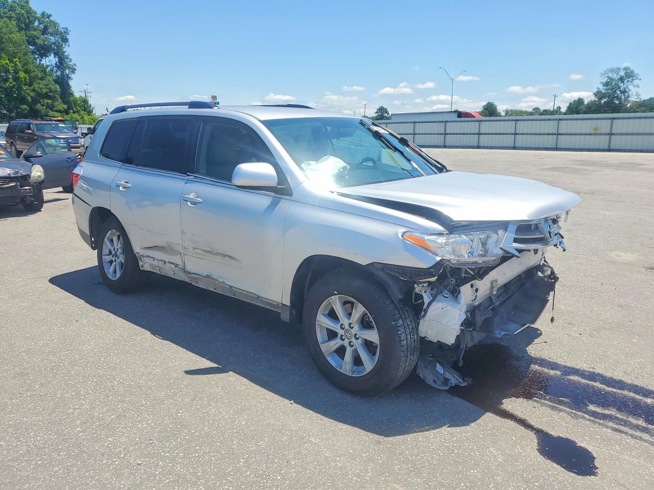 2013 Toyota Highlander Silver vin: 5TDZA3EH3DS033260