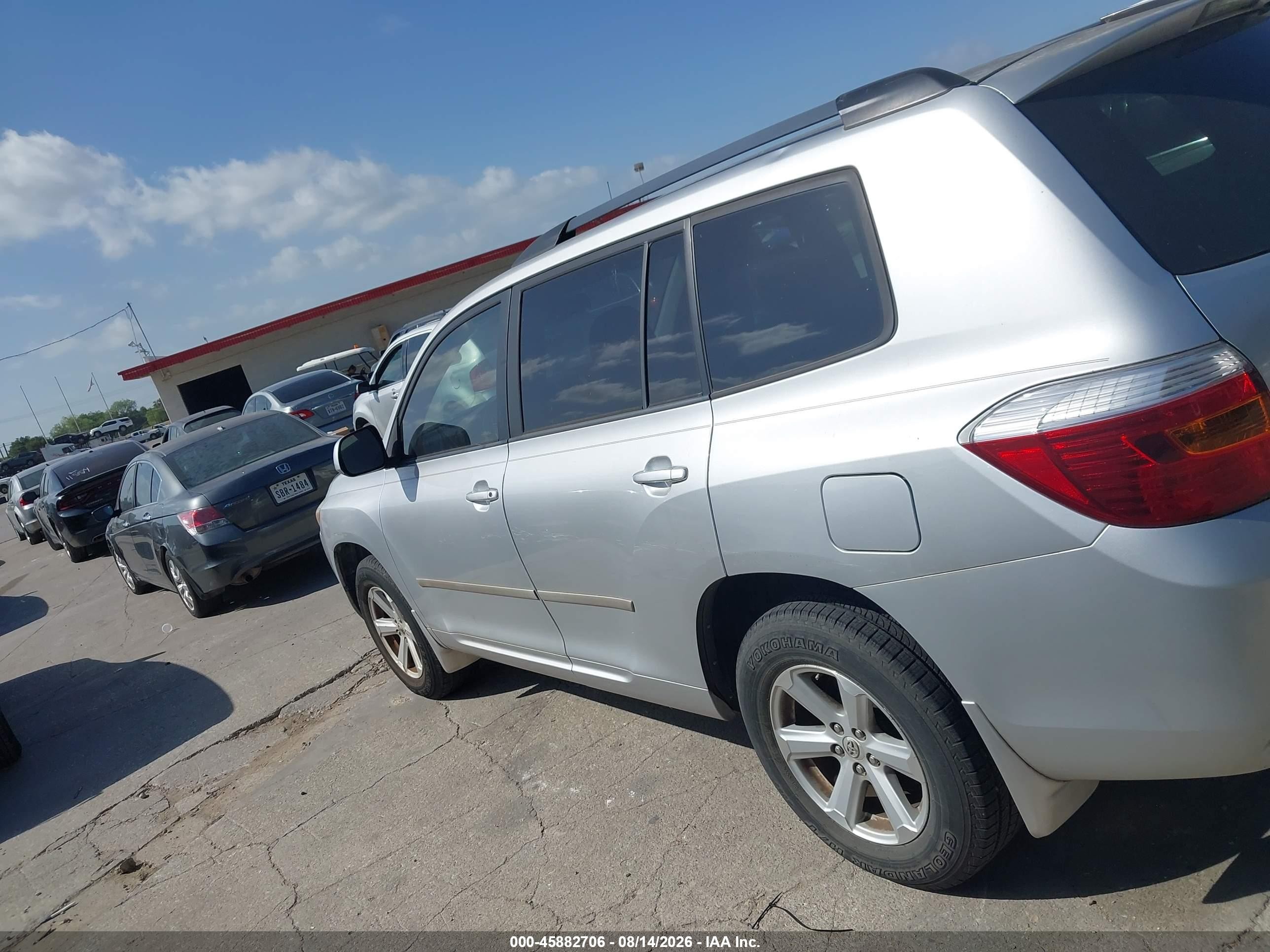 2010 Toyota Highlander   Gray vin: 5TDZA3EH4AS001641
