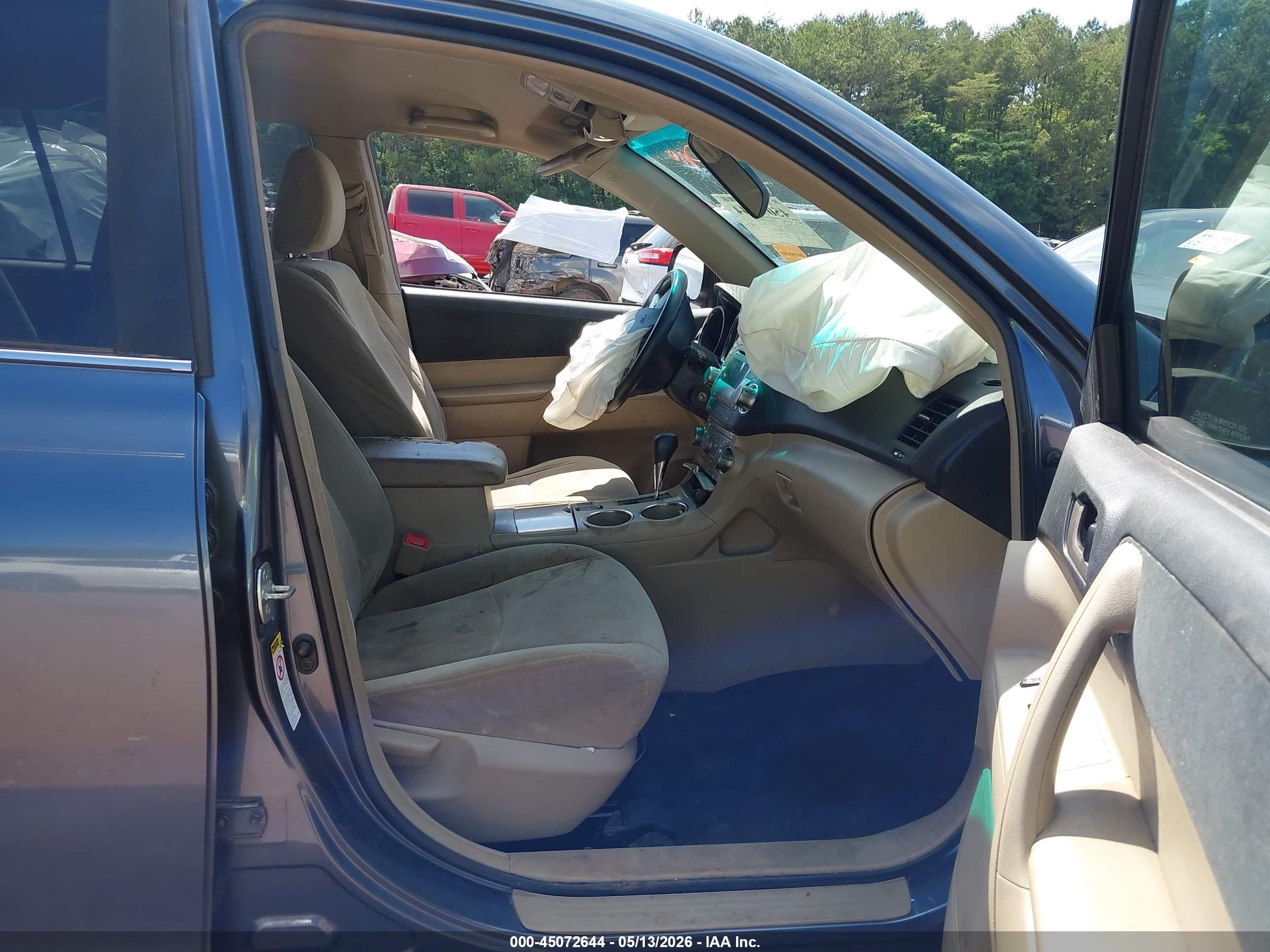 2012 Toyota Highlander   Light Blue vin: 5TDZA3EH4CS018796