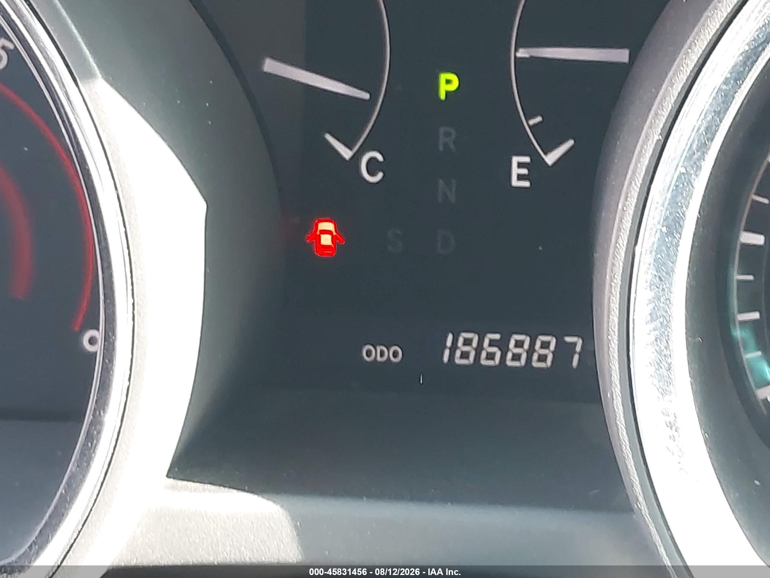 2010 Toyota Highlander   Silver vin: 5TDZA3EH5AS004449