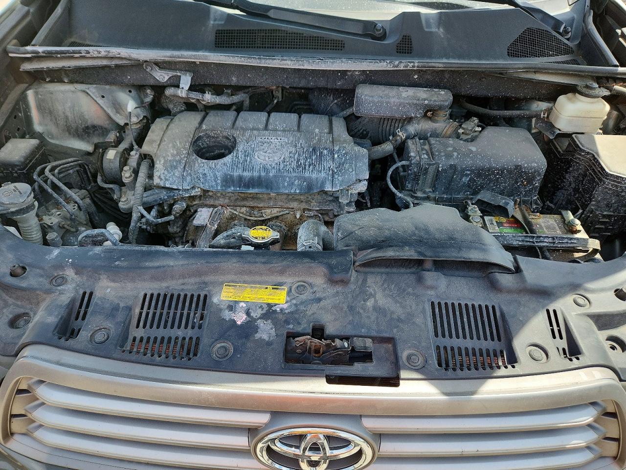2010 Toyota Highlander Base Gray vin: 5TDZA3EH5AS007366