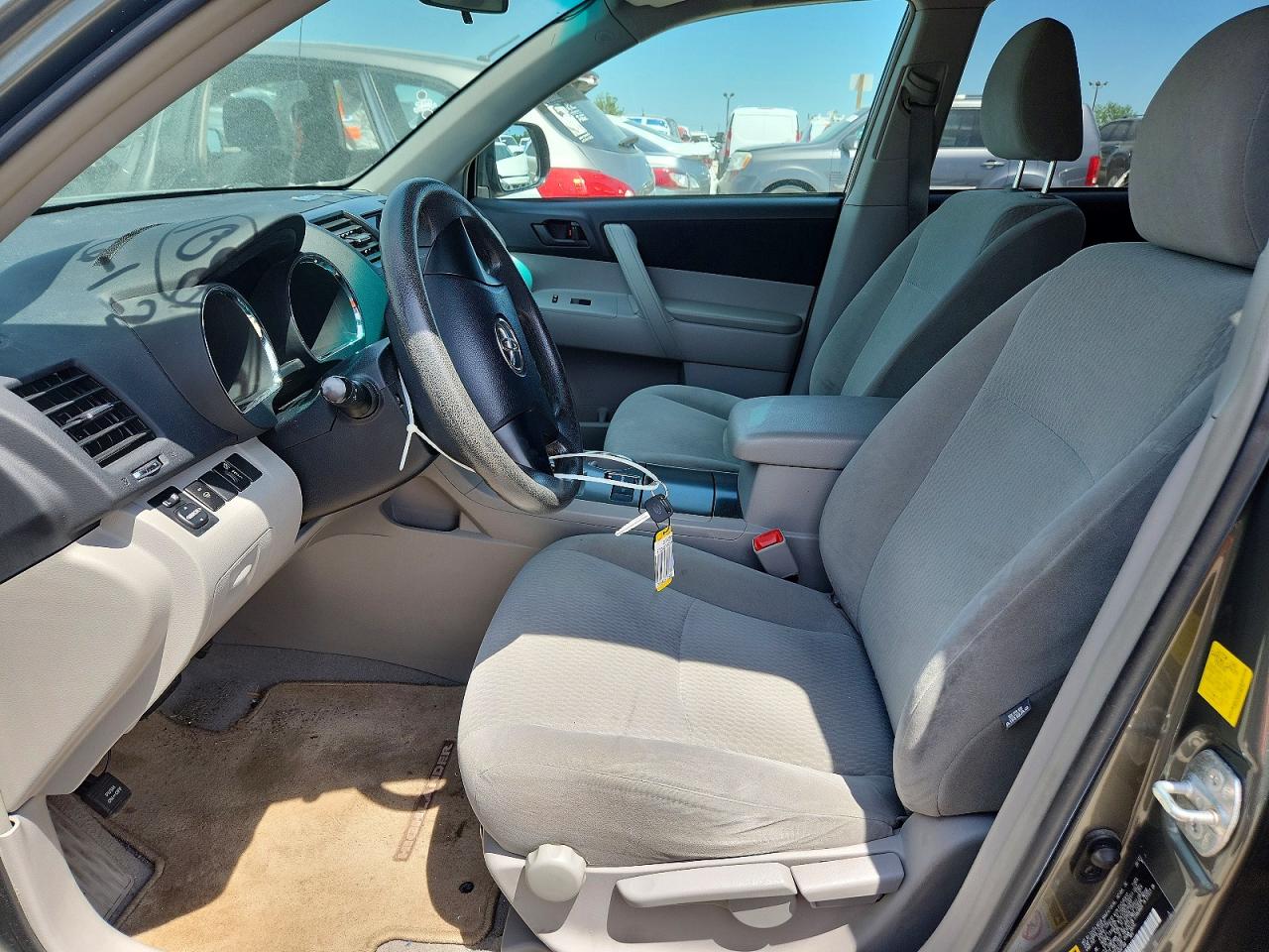 2010 Toyota Highlander Base Gray vin: 5TDZA3EH5AS007366