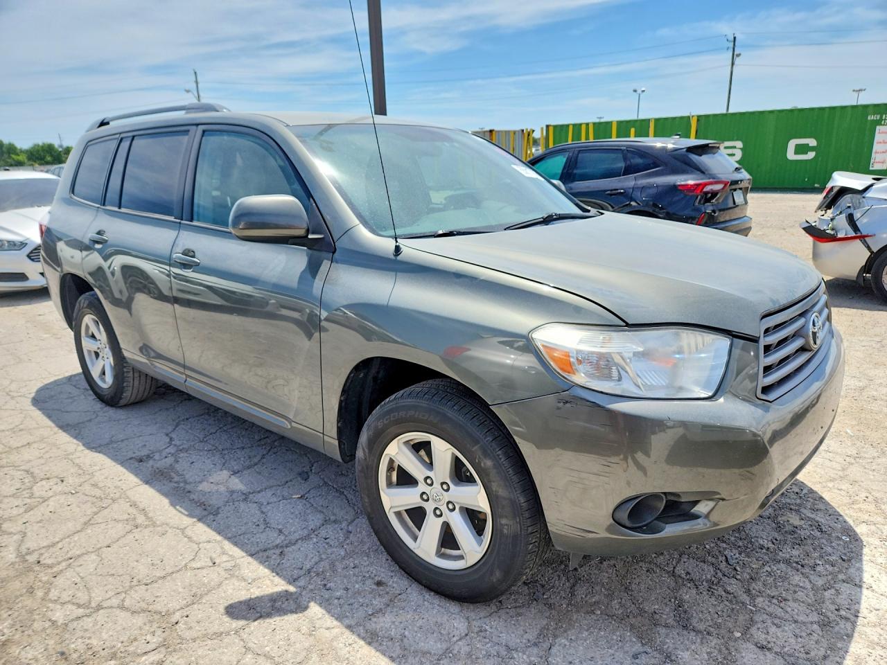 2010 Toyota Highlander Base Gray vin: 5TDZA3EH5AS007366