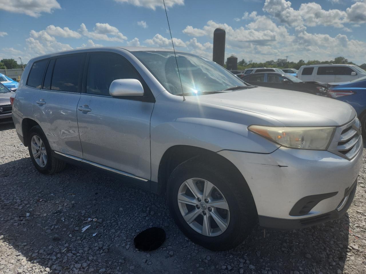 2012 Toyota Uk Серебряный vin: 5TDZA3EH5CS018497