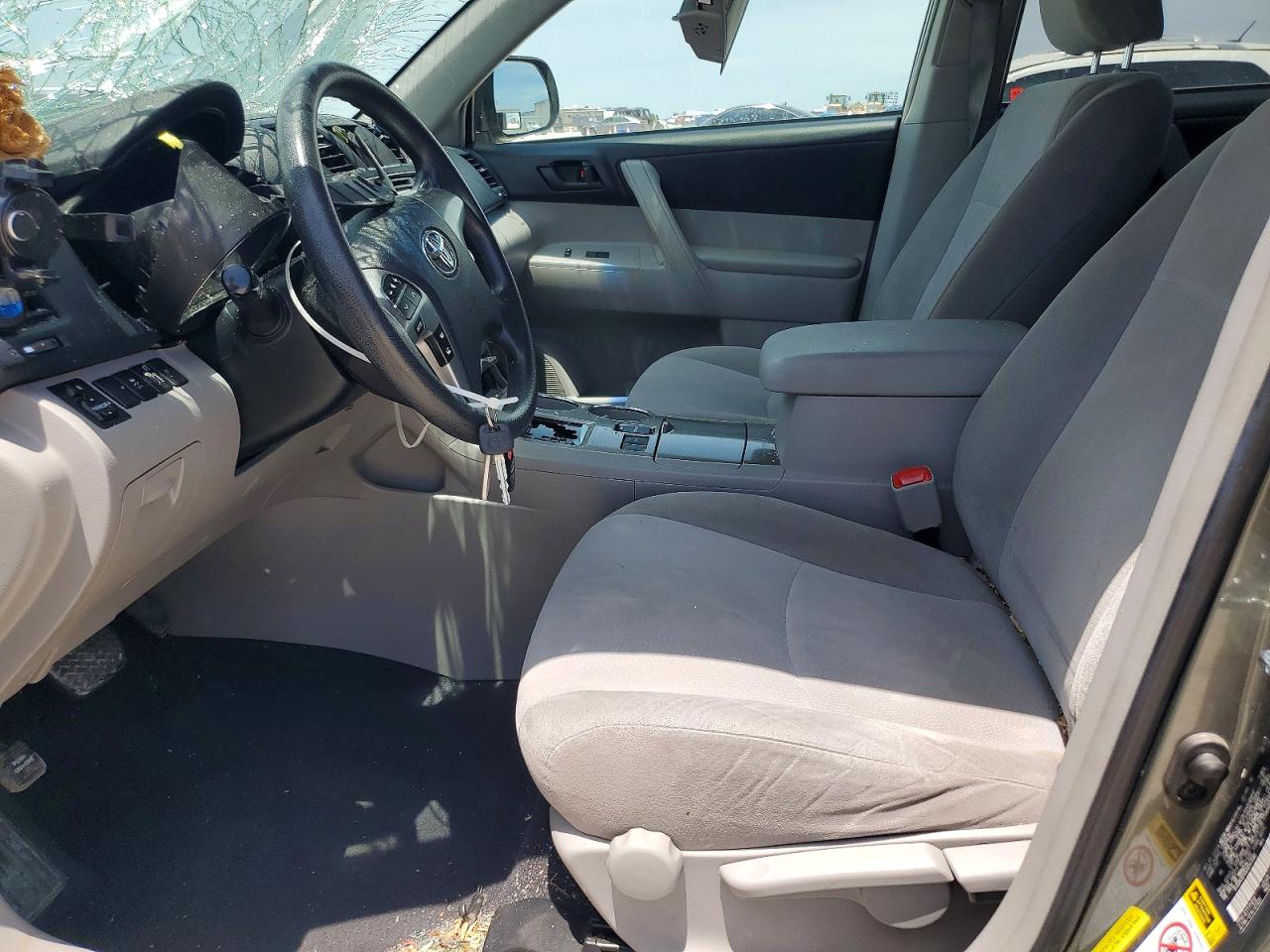 2013 Toyota Highlander Base Charcoal vin: 5TDZA3EH5DS043580