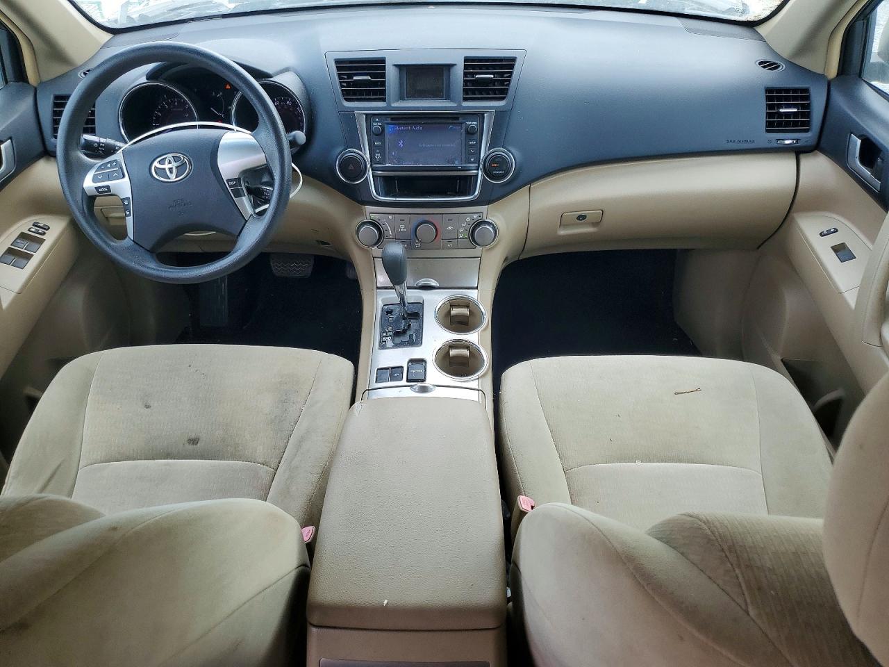 2013 Toyota Highlander Plus Белый vin: 5TDZA3EH5DS044762
