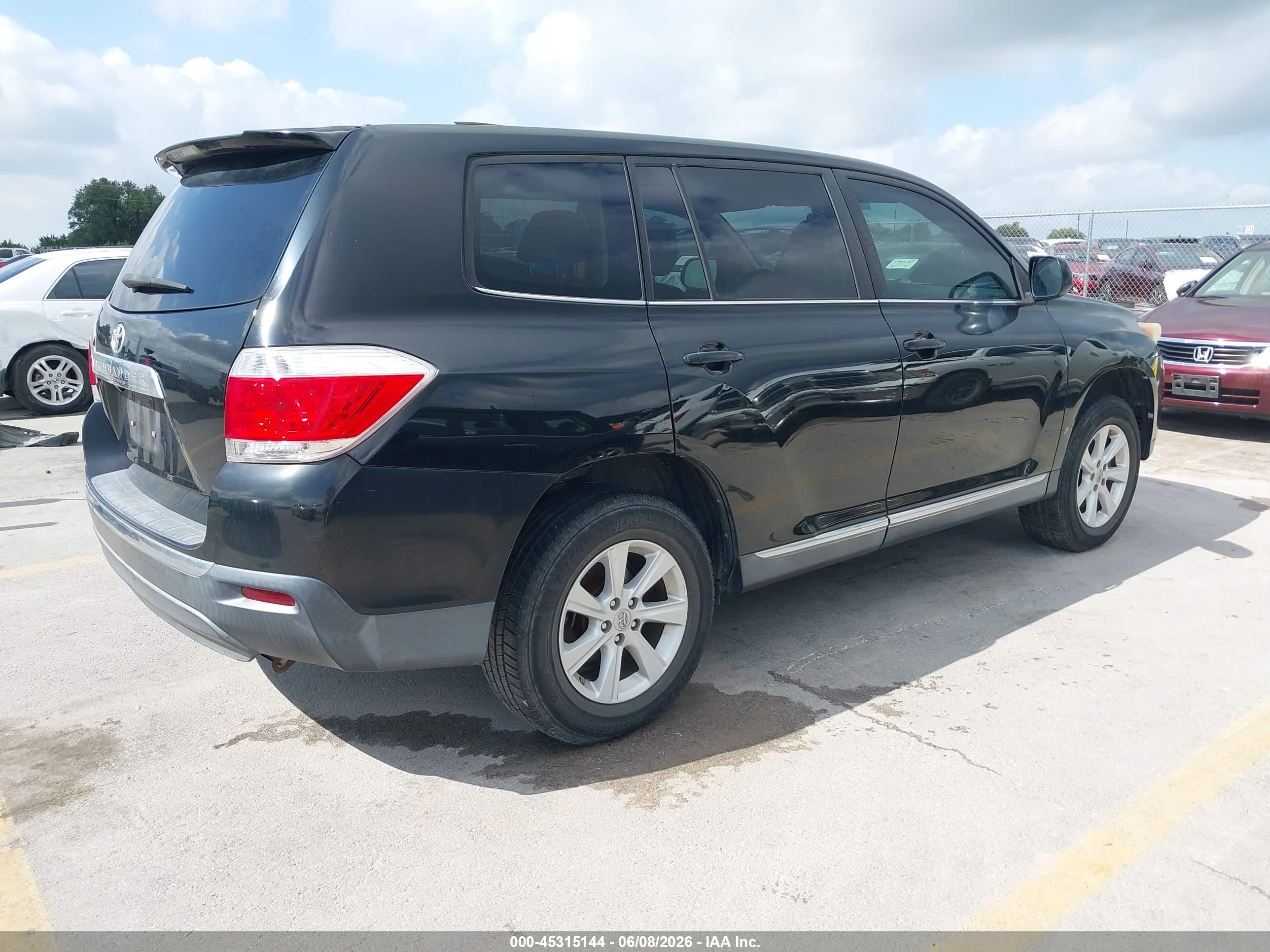 2013 Toyota Highlander   Black vin: 5TDZA3EH5DS044986