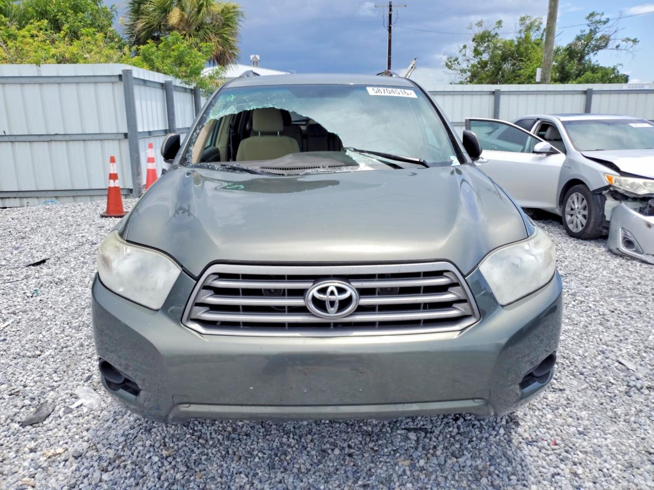 2010 Toyota Highlander Base Gray vin: 5TDZA3EH6AS003178