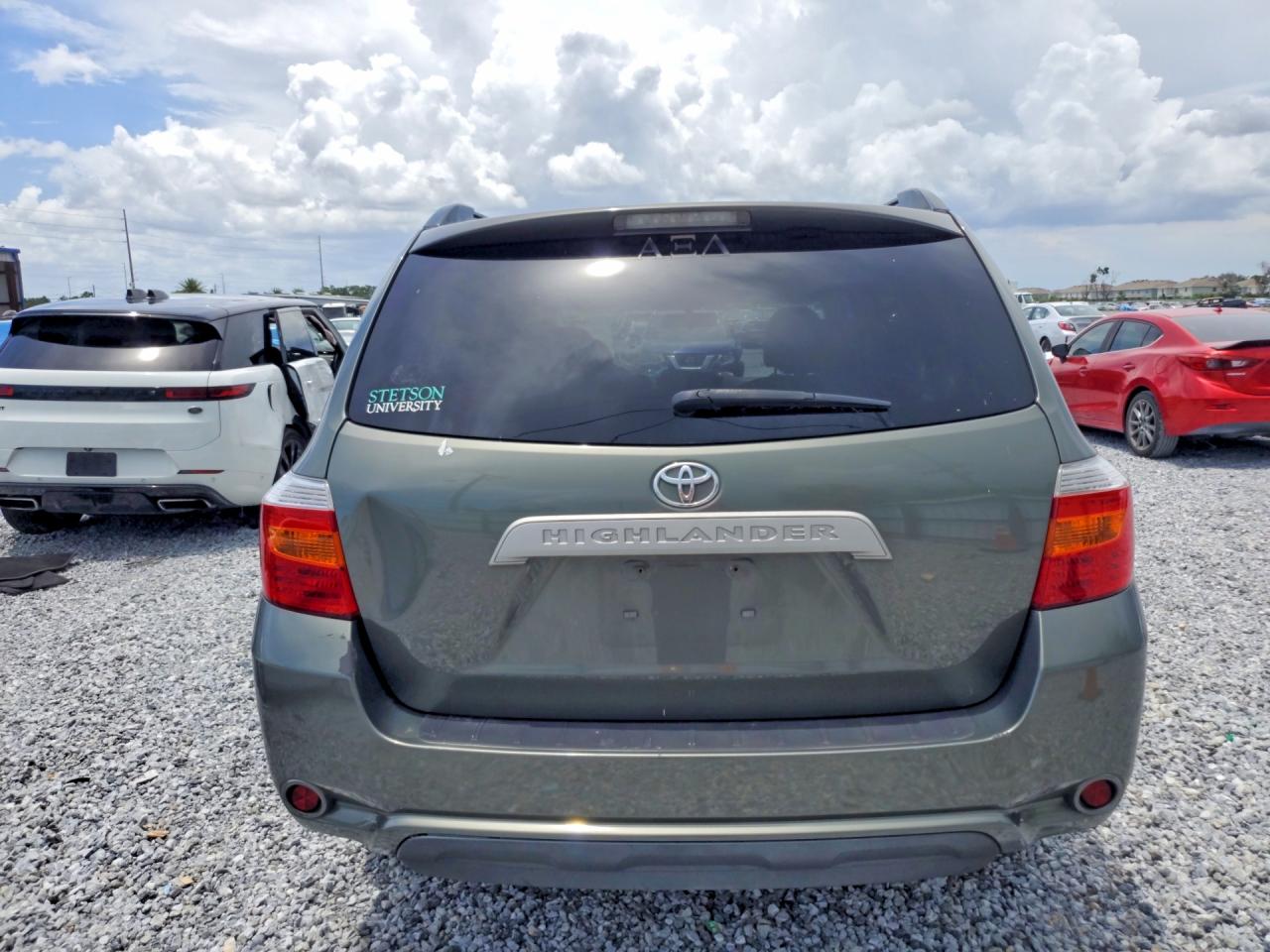 2010 Toyota Highlander Base Gray vin: 5TDZA3EH6AS003178