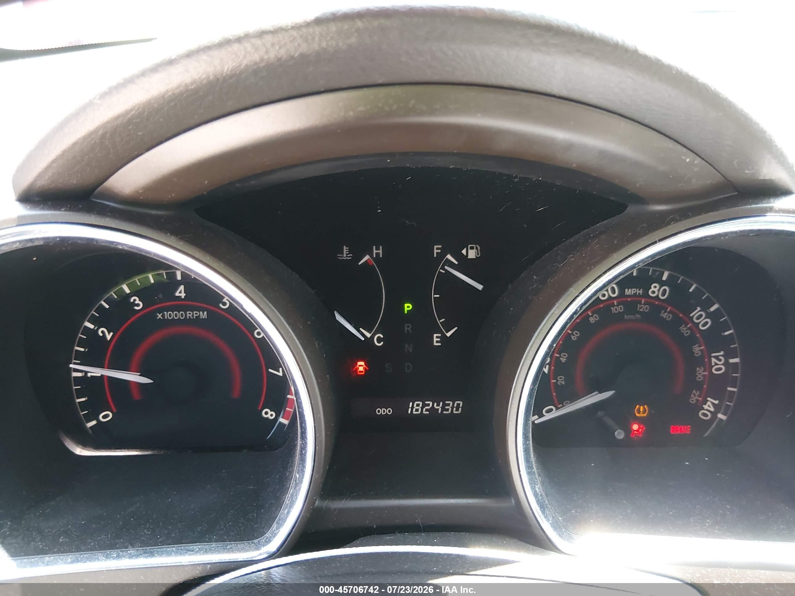 2010 Toyota Highlander Red vin: 5TDZA3EH6AS006162