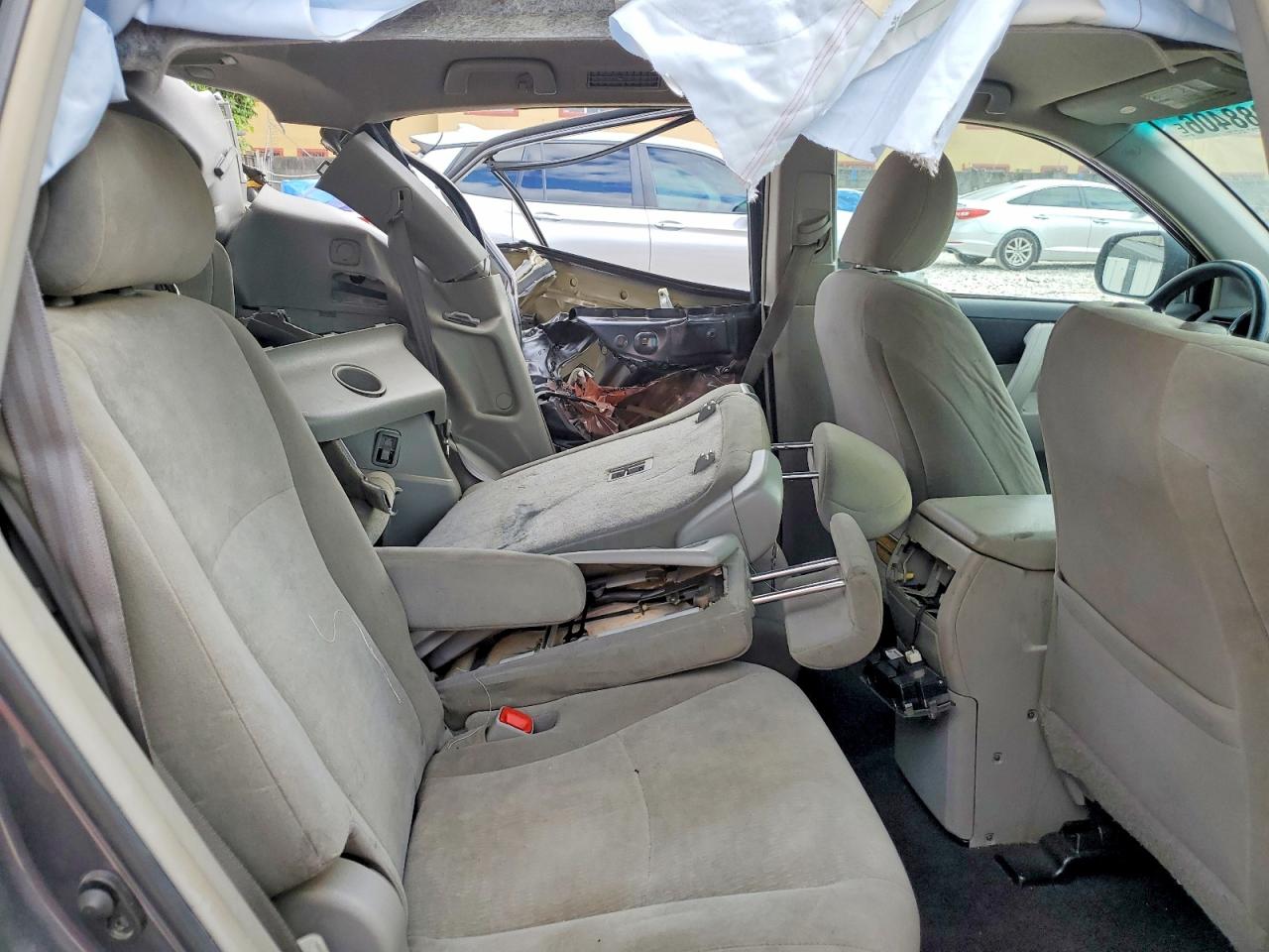 2012 Toyota Highlander Base Gray vin: 5TDZA3EH6CS030111