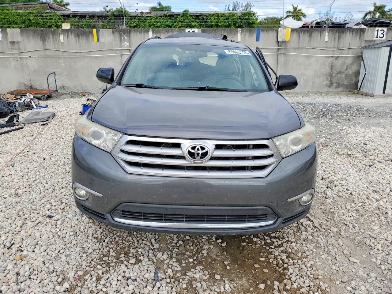 2012 Toyota Highlander Base Gray vin: 5TDZA3EH6CS030111