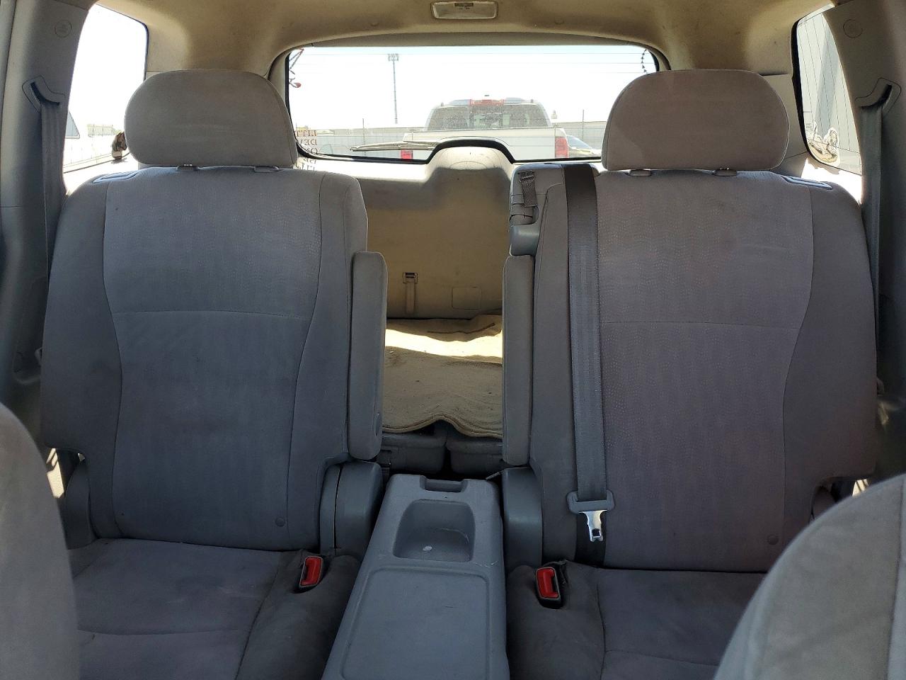 2013 Toyota Highlander Base Gray vin: 5TDZA3EH6DS037352
