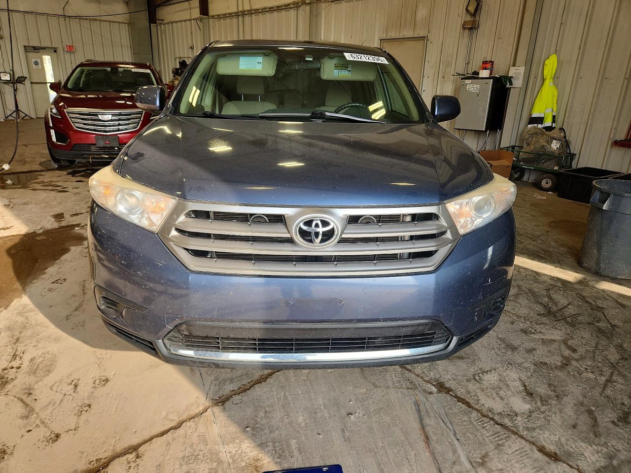 2013 Toyota Highlander Base Синий vin: 5TDZA3EH6DS044124